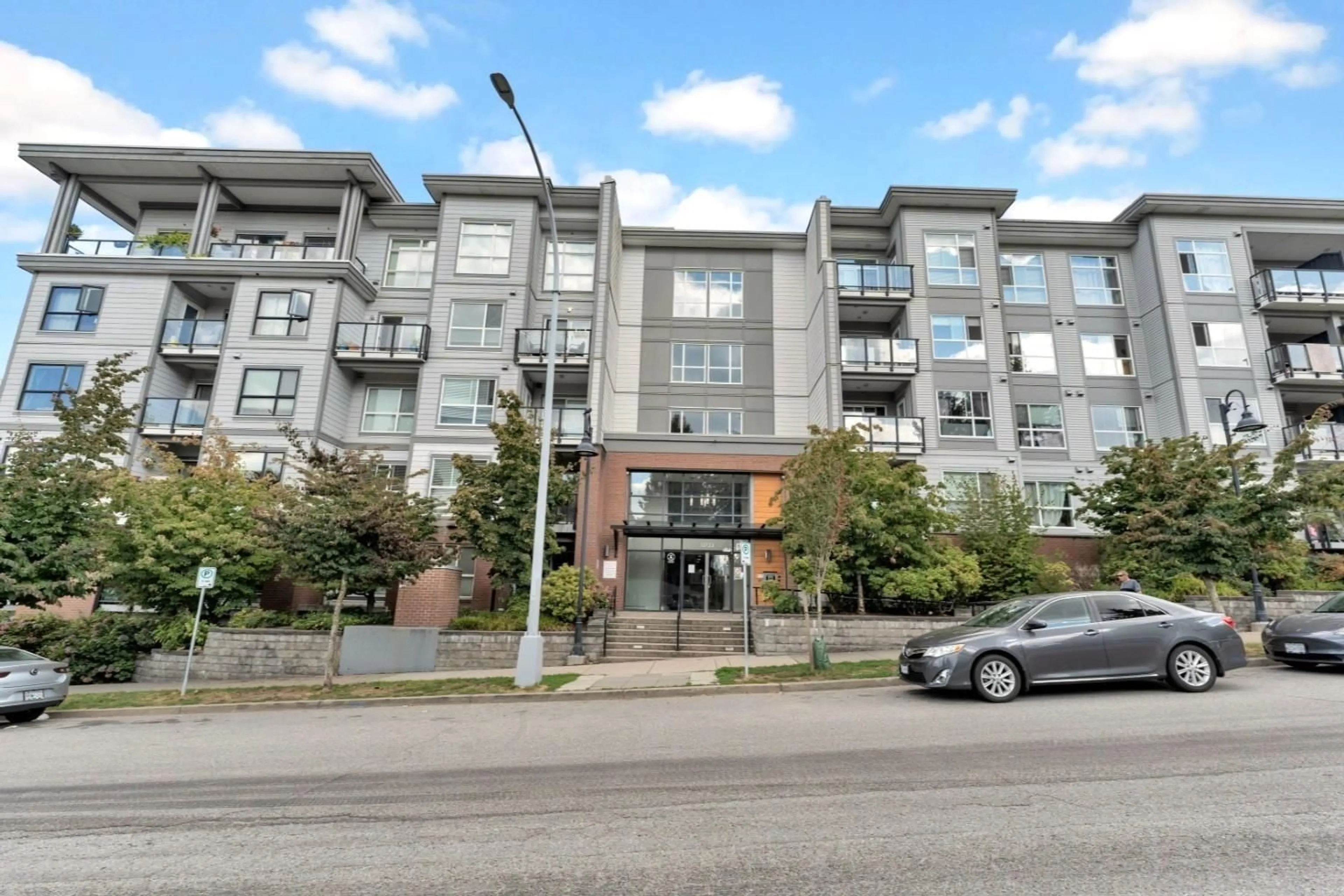 Unknown for 335 - 13733 107A AVENUE, Surrey British Columbia V3T0B7