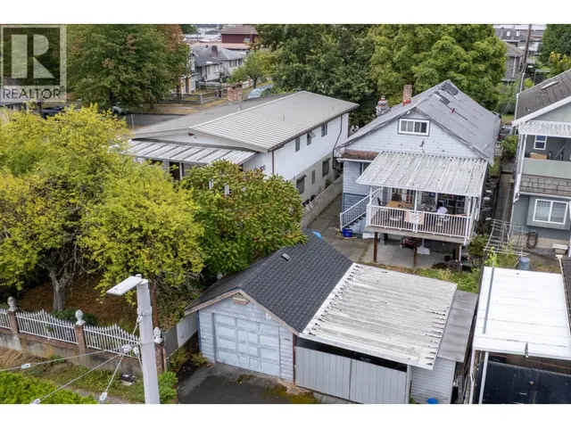 2474 24TH AVENUE, Vancouver 5