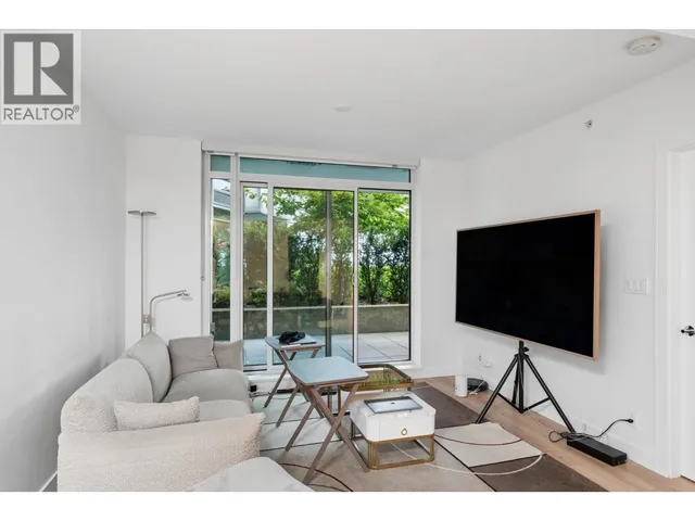 305 - 1500 FERN STREET, North Vancouver 3