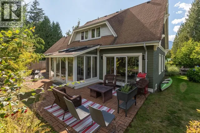 40235 KINTYRE DRIVE, Squamish 4