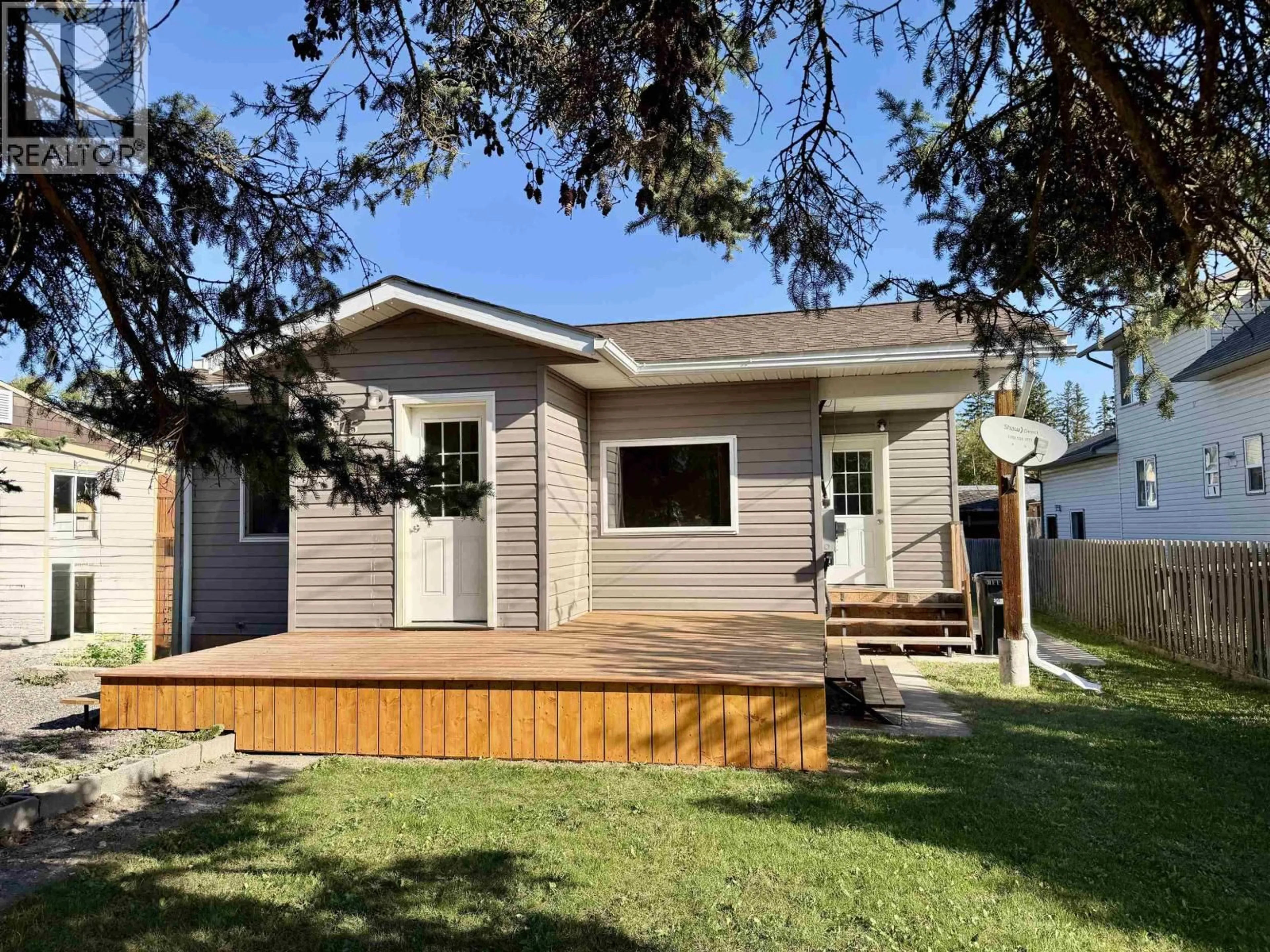 Home with vinyl exterior material, street for 375 STEWART STREET, Vanderhoof British Columbia V0J3A0
