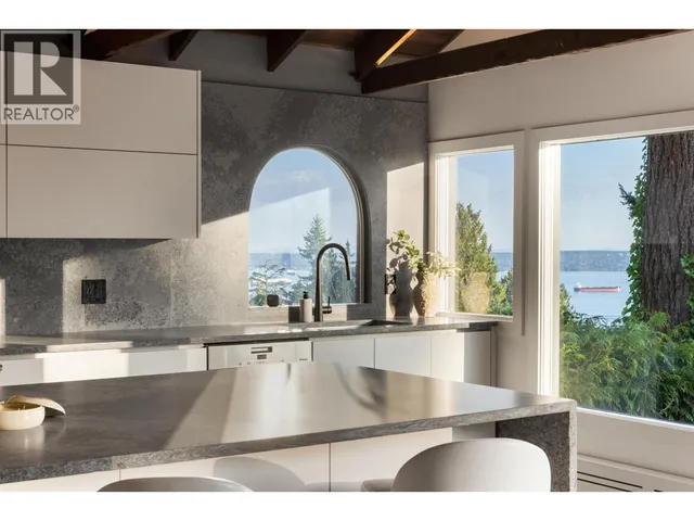 2235 CHAIRLIFT ROAD, West Vancouver 5