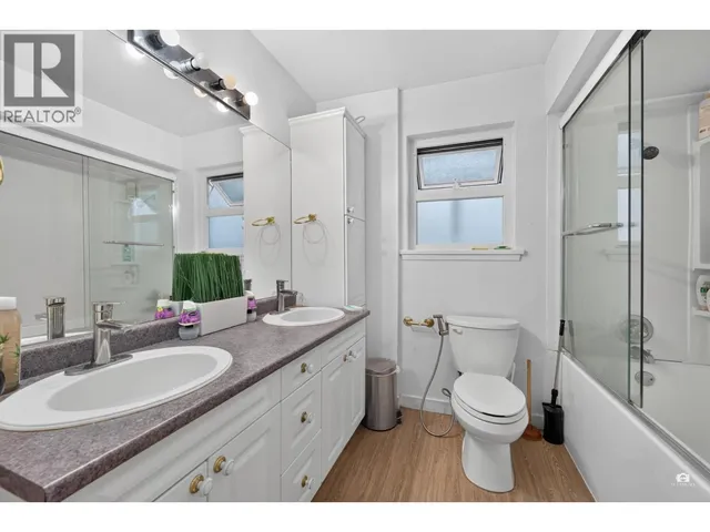 2528 24TH AVENUE, Vancouver 5