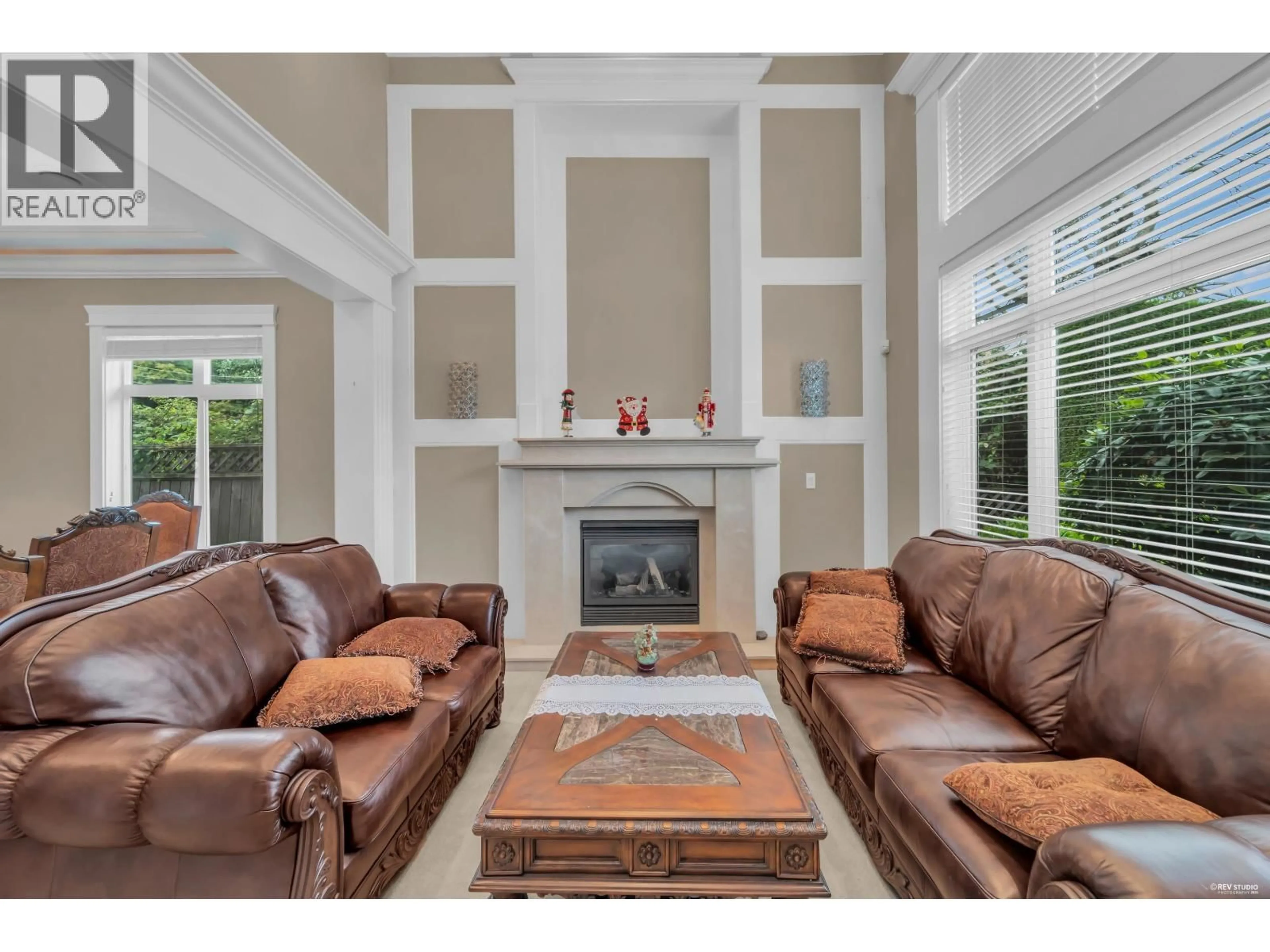 Living room with furniture, unknown for 8080 SPIRES ROAD, Richmond British Columbia V6Y1V9