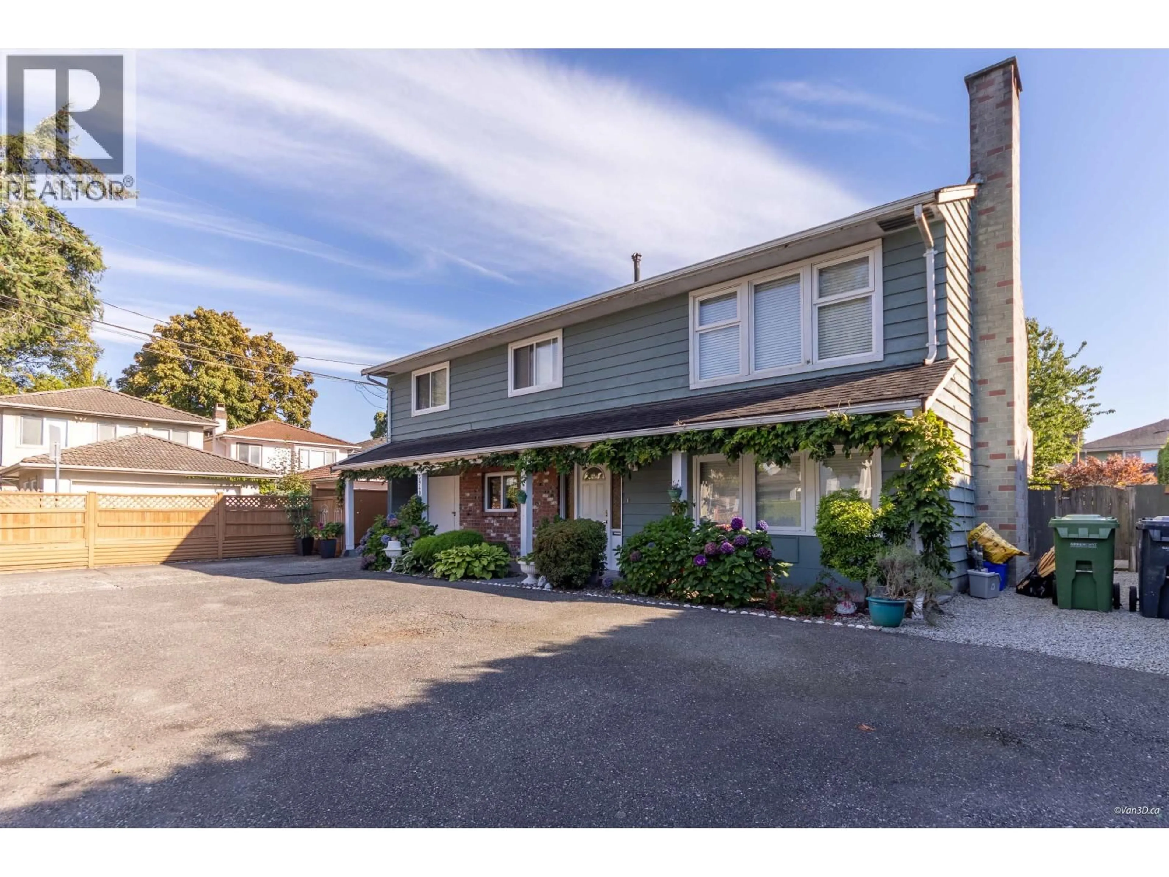 A pic from outside/outdoor area/front of a property/back of a property/a pic from drone, street for 3940 WILLIAMS ROAD, Richmond British Columbia V7E1J6
