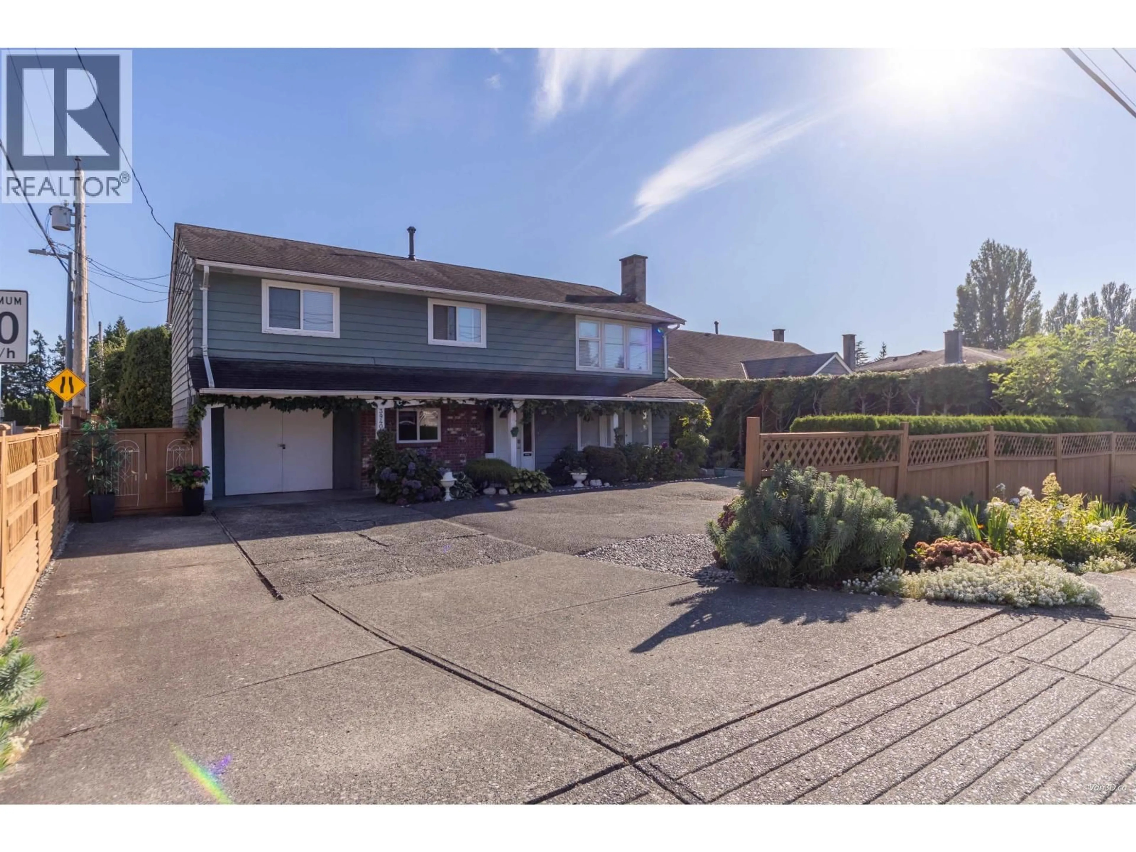 A pic from outside/outdoor area/front of a property/back of a property/a pic from drone, street for 3940 WILLIAMS ROAD, Richmond British Columbia V7E1J6