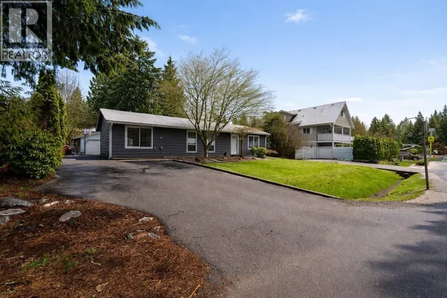 40410 PERTH DRIVE, Squamish 2