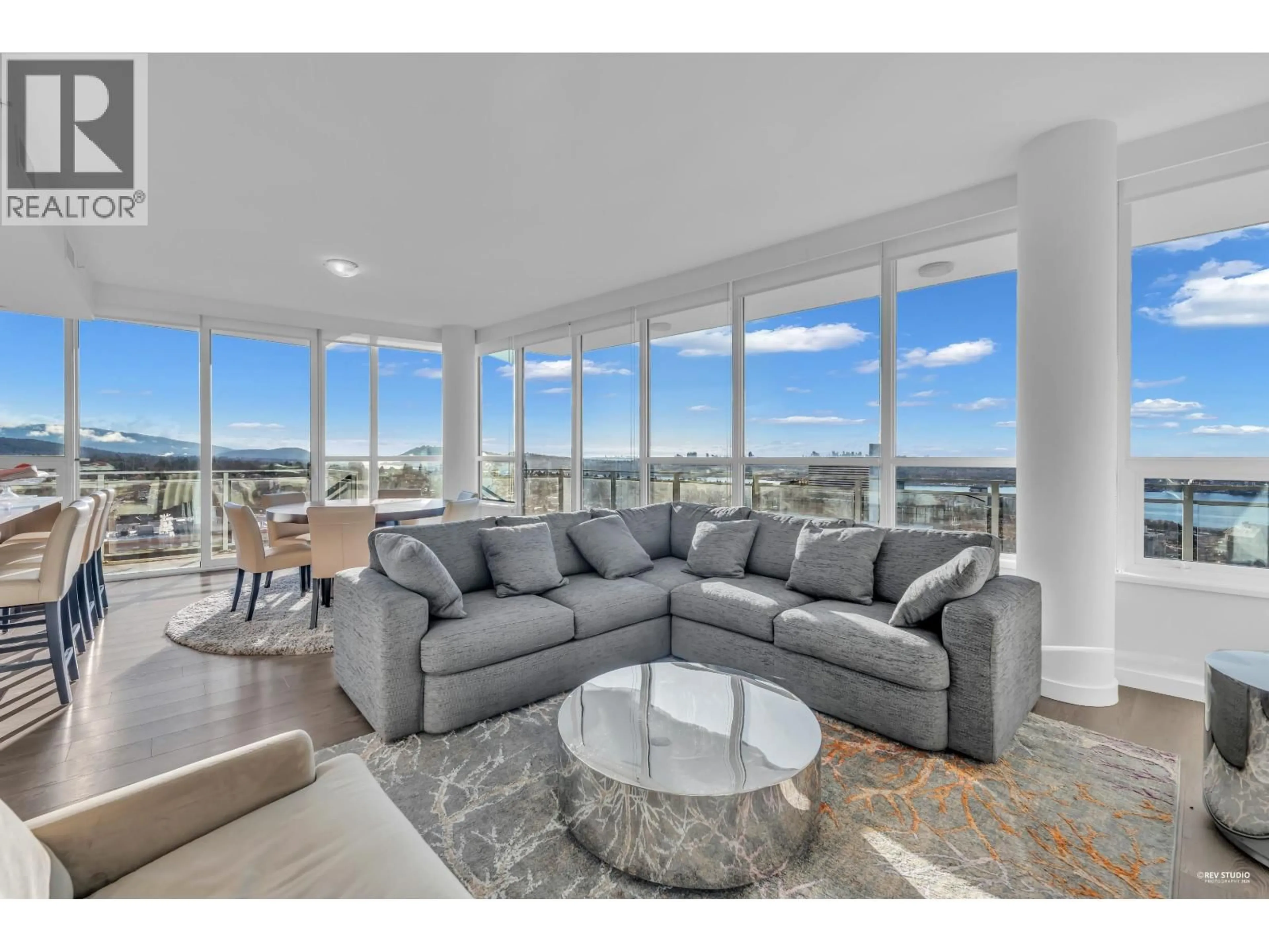 Living room with furniture, unknown for 2301 - 125 14TH STREET, North Vancouver British Columbia V7L0E6