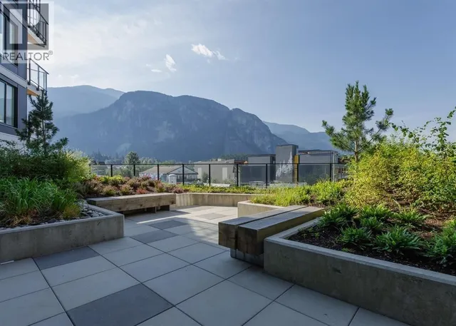 213 - 1365 PEMBERTON AVENUE, Squamish 3
