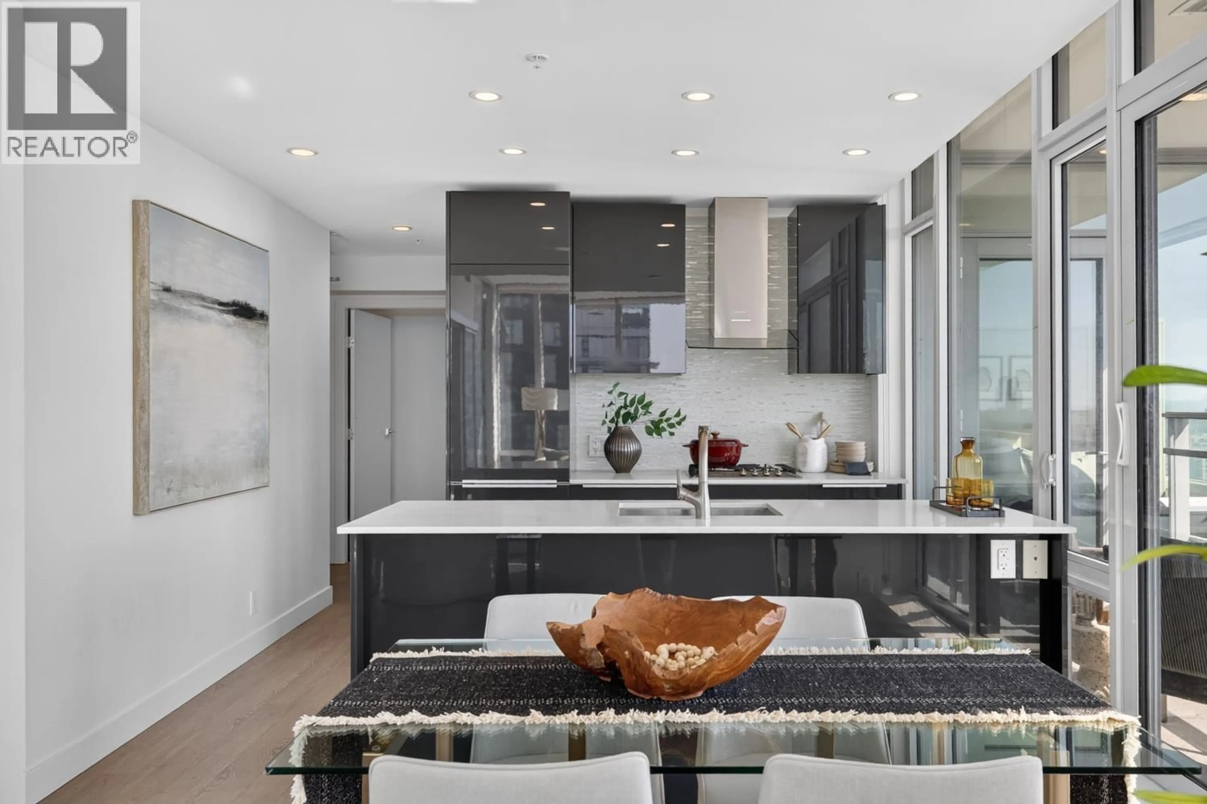 Contemporary kitchen, ceramic/tile floor for 4006 - 1283 HOWE STREET, Vancouver British Columbia V6Z0E3