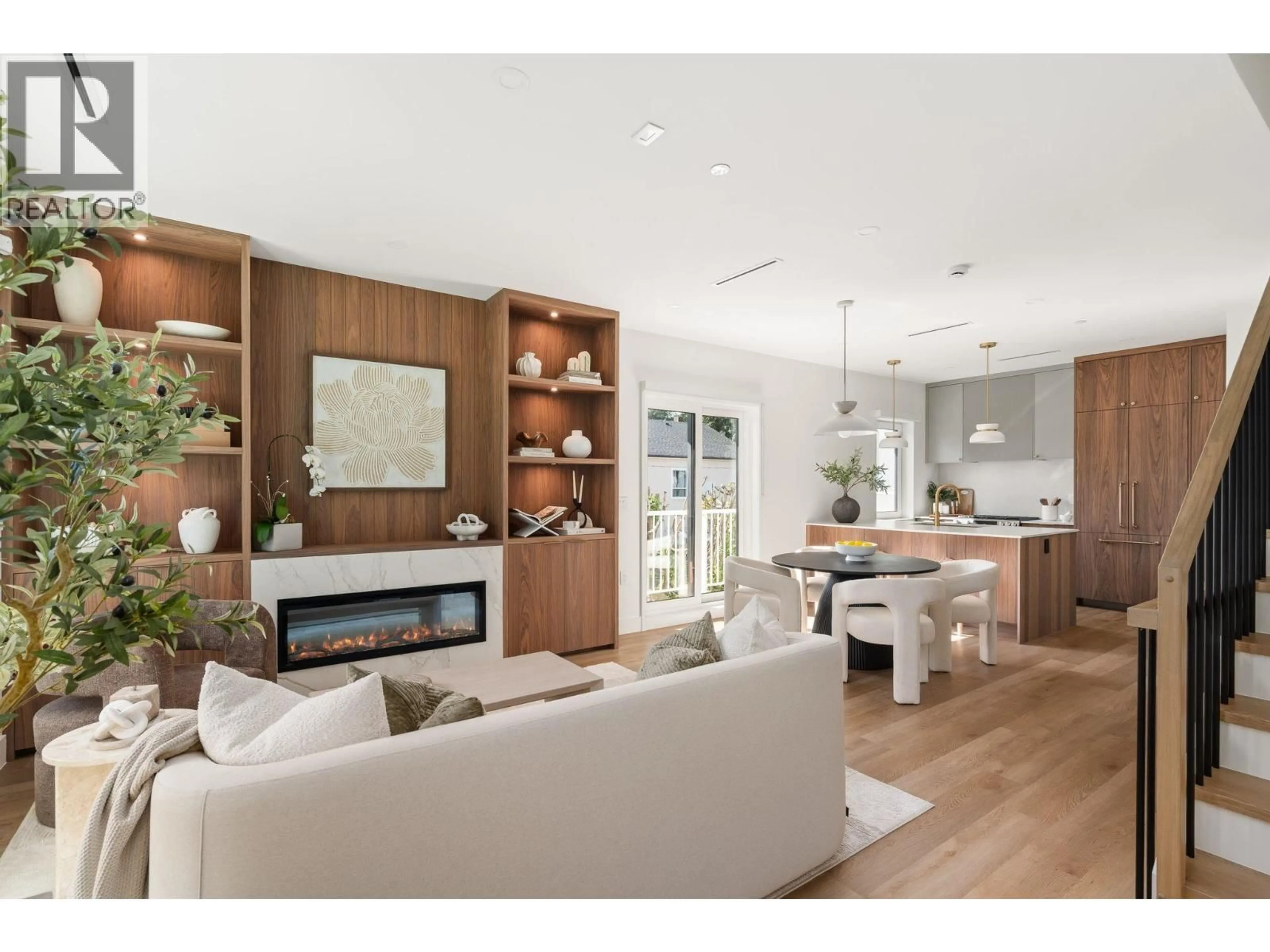 Living room with furniture, wood/laminate floor for SL 4 - 2333 54TH AVENUE, Vancouver British Columbia V5S1X1