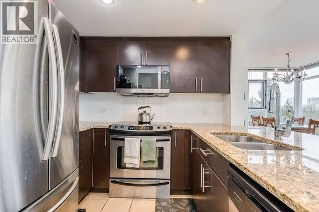 806 - 575 DELESTRE AVENUE, Coquitlam 4