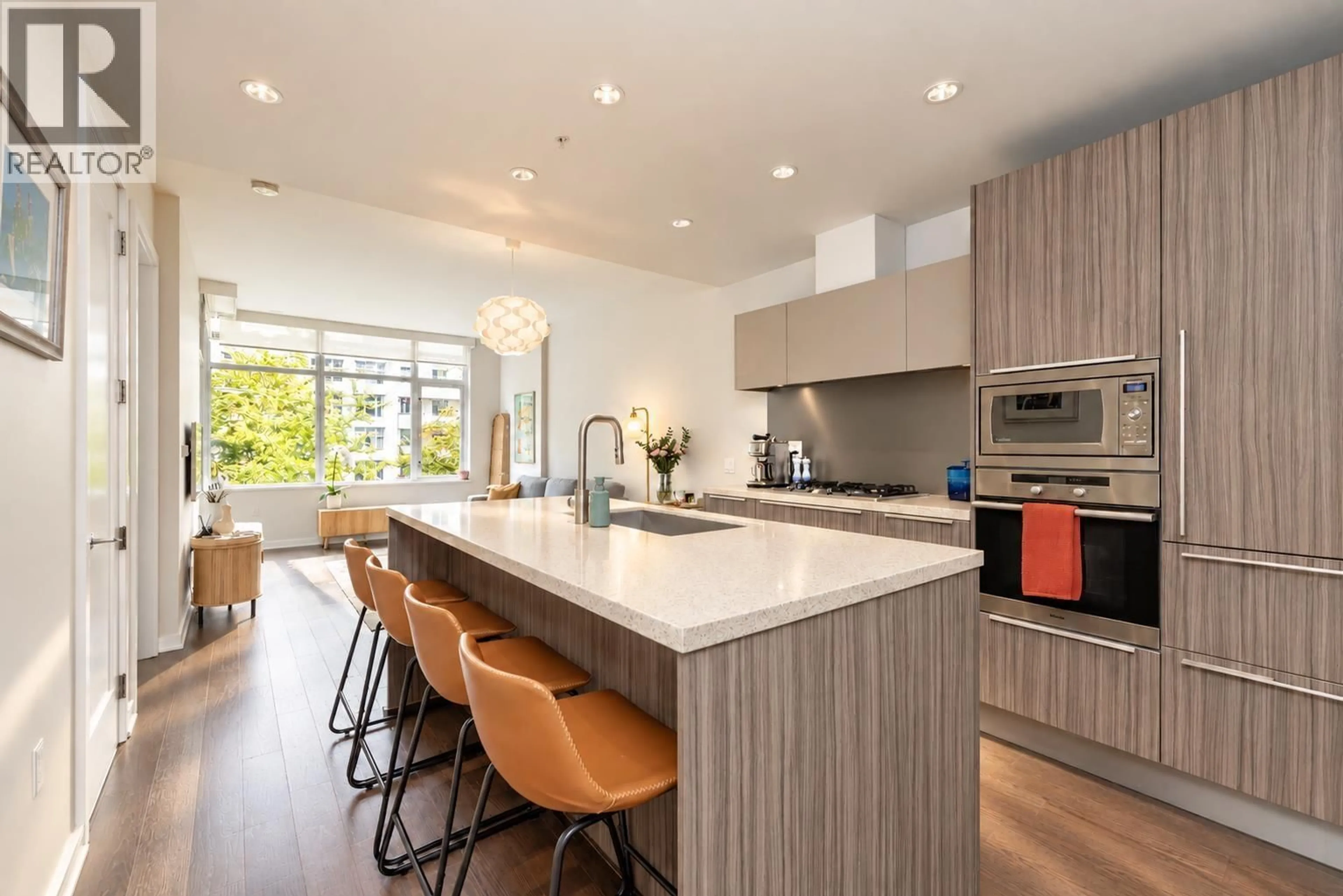 Open concept kitchen, unknown for 312 - 181 1ST AVENUE, Vancouver British Columbia V5Y0E3