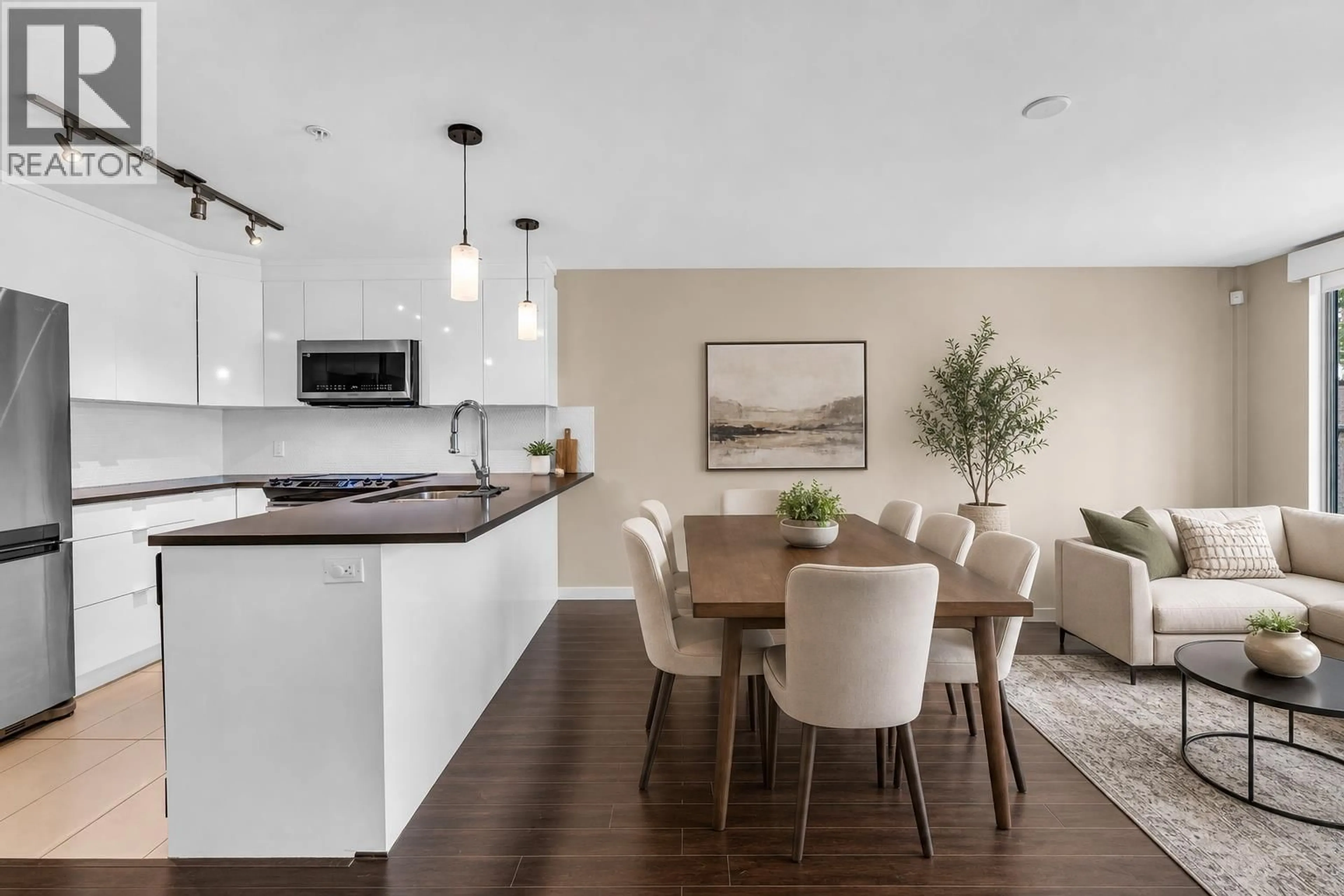 Open concept kitchen, unknown for 211 - 4338 COMMERCIAL STREET, Vancouver British Columbia V5N5G6