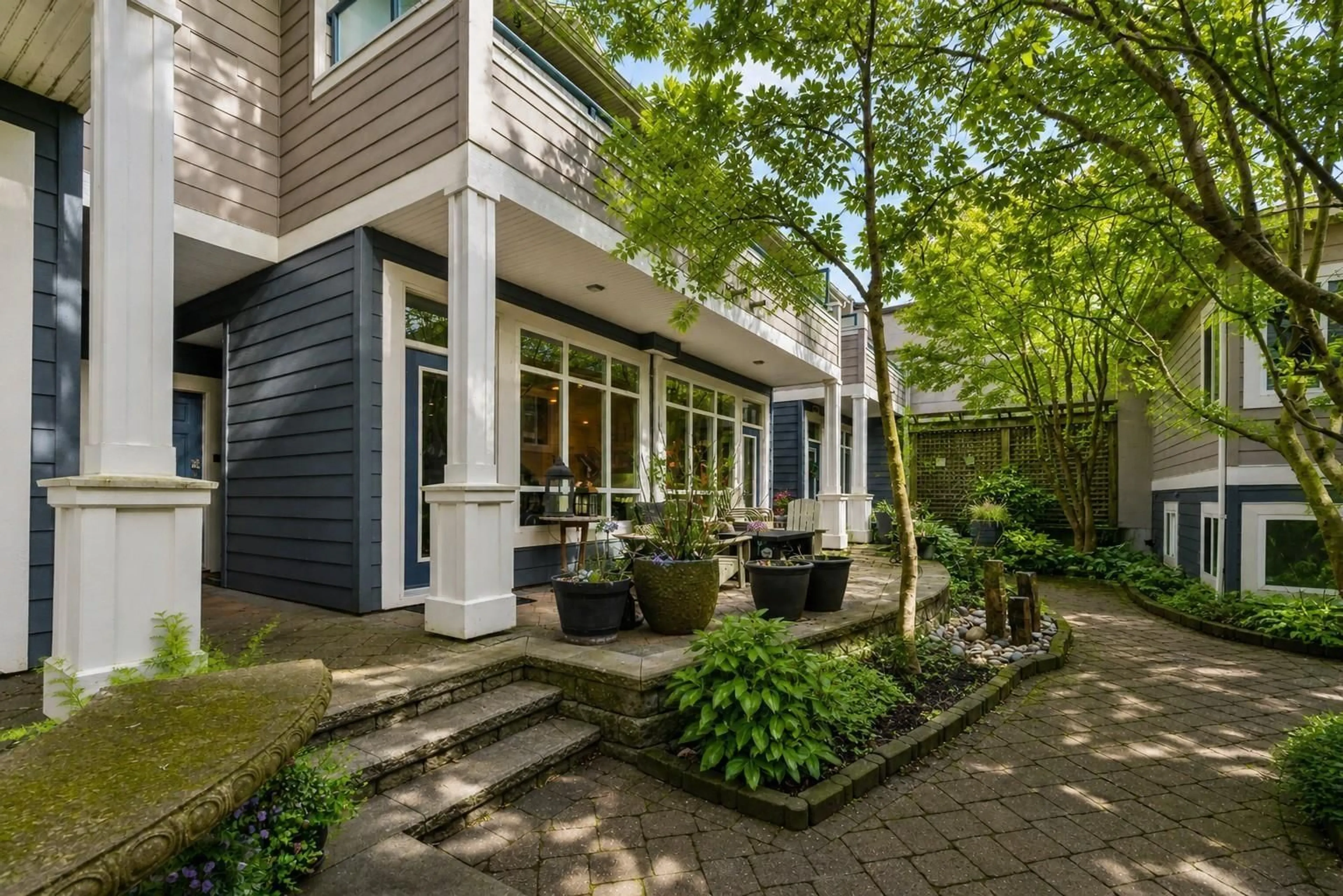 Patio, street for 7 - 15161 PROSPECT AVENUE, White Rock British Columbia V4B2B8
