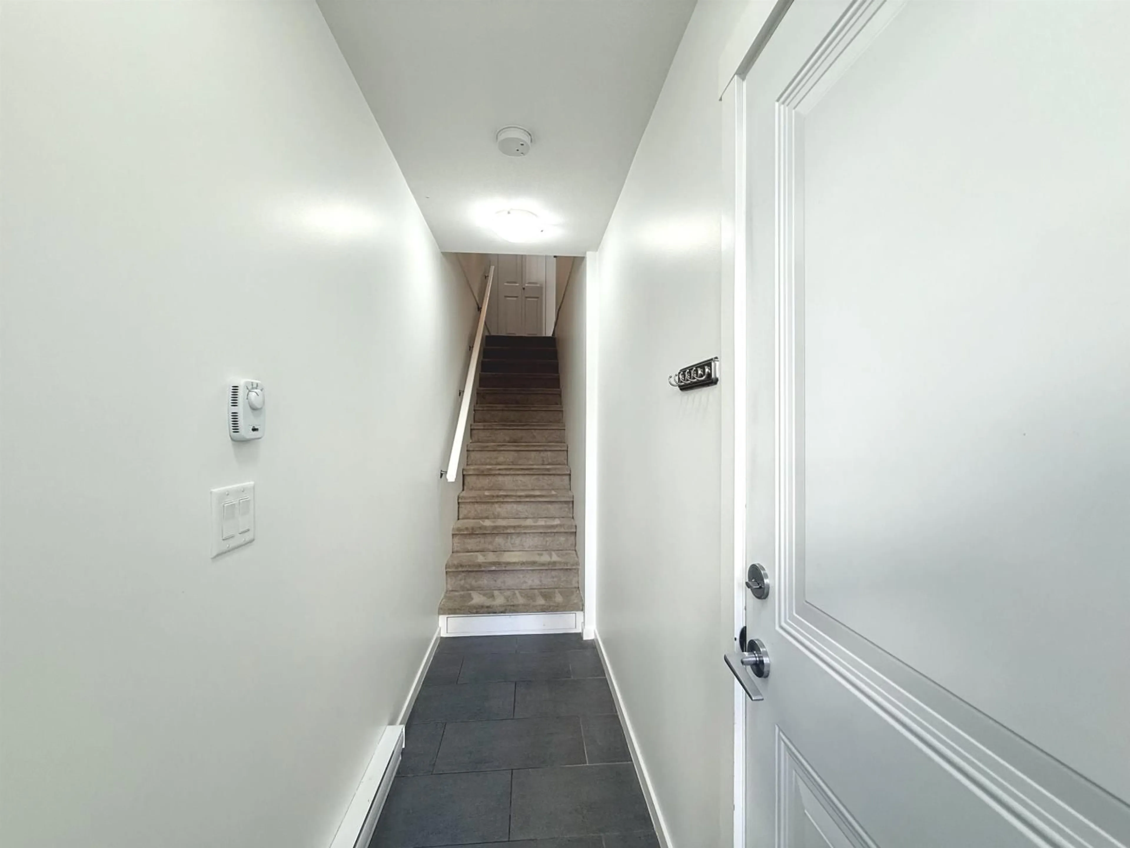 Unknown for 15 - 2487 156 STREET, Surrey British Columbia V4P1C7