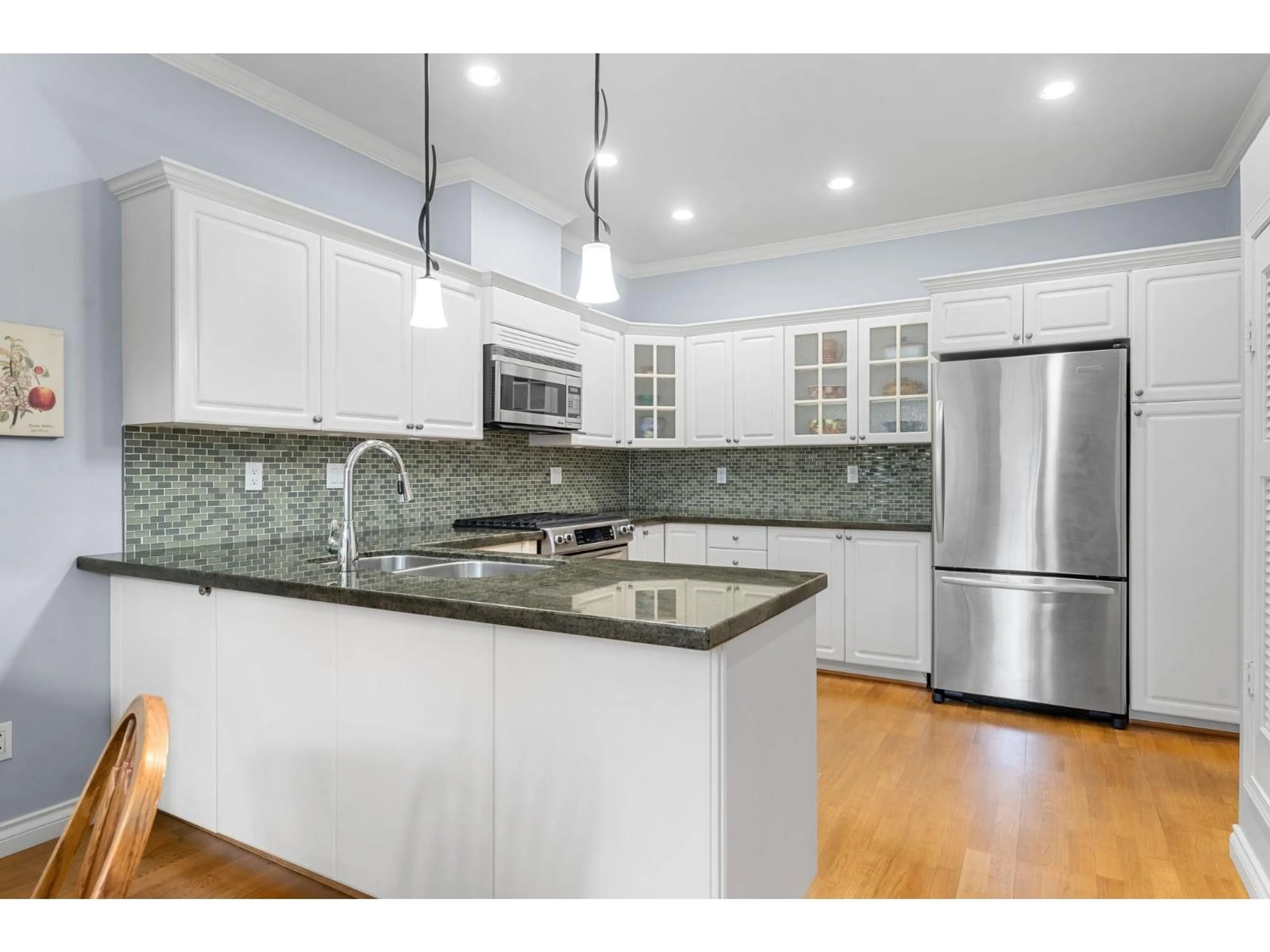 Open concept kitchen, unknown for 41 - 2533 152 STREET, White Rock British Columbia V4P1N4
