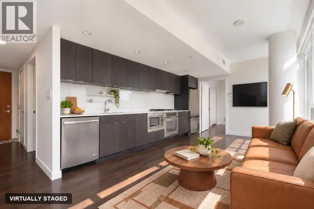 608 - 161 1ST AVENUE, Vancouver 3