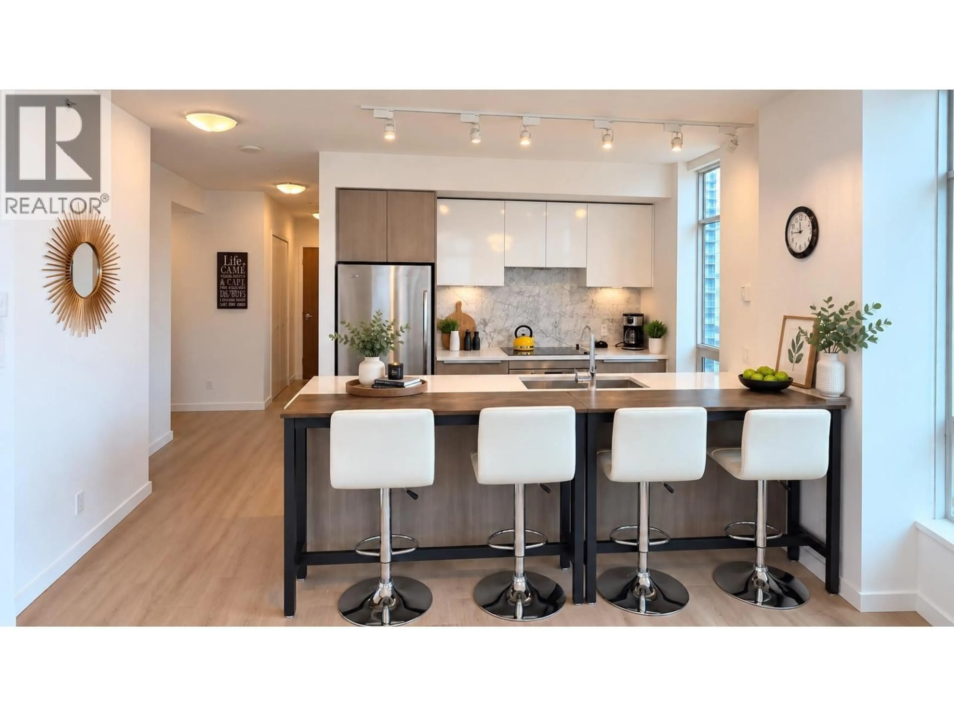 Open concept kitchen, wood/laminate floor for 1705 - 6461 TELFORD AVENUE, Burnaby British Columbia V5H0B7