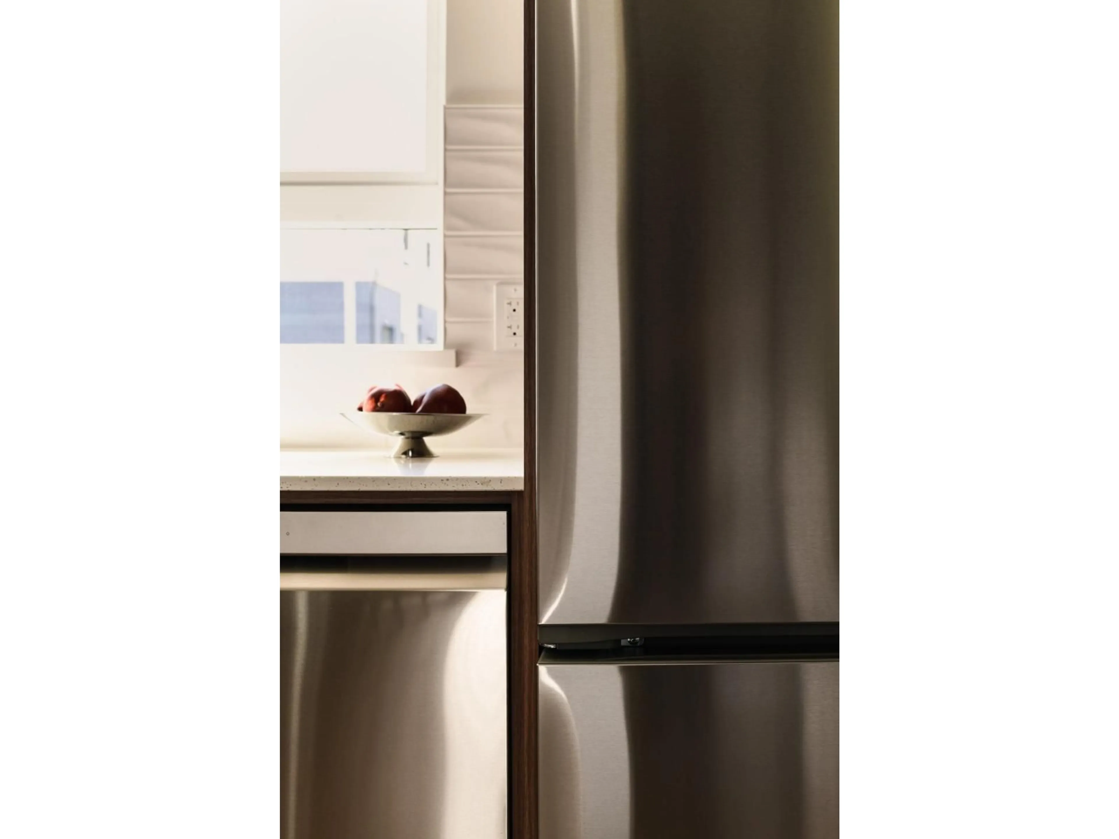 Contemporary kitchen, unknown for 21 - 33525 KINGSTON AVENUE, Abbotsford British Columbia V2S0R6