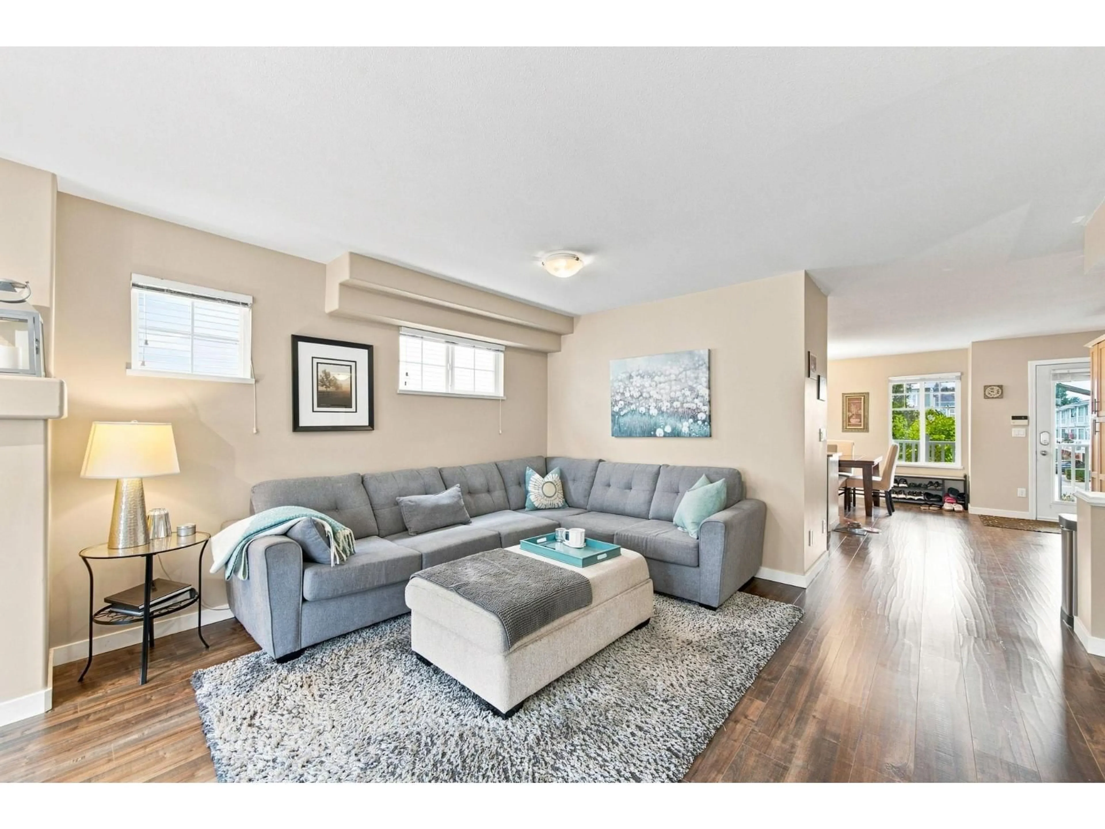 Living room with furniture, unknown for 6 - 6533 121 STREET, Surrey British Columbia V3W1M5