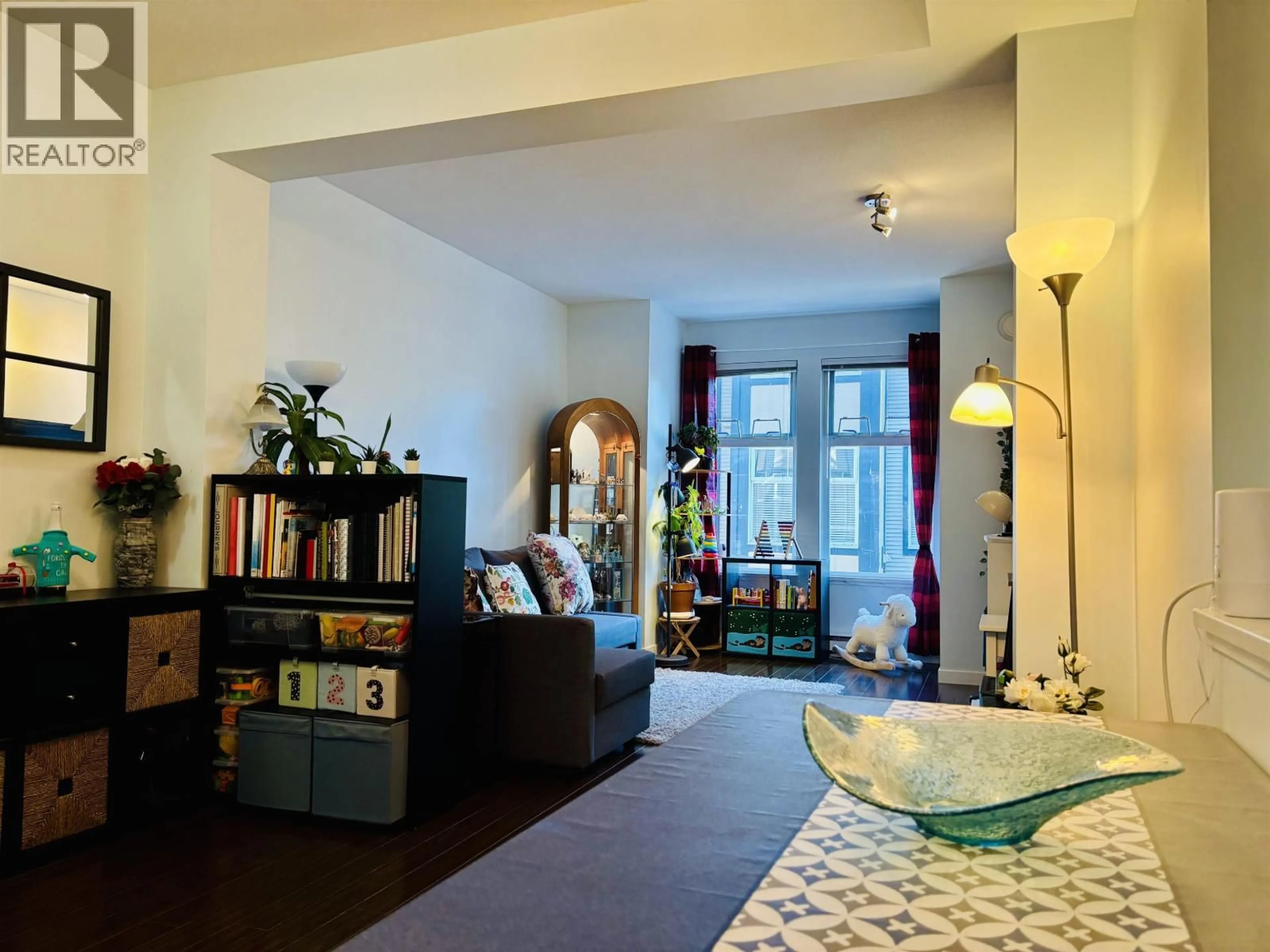 Living room with furniture, unknown for 9 - 6099 ALDER STREET, Richmond British Columbia V6Y0A8