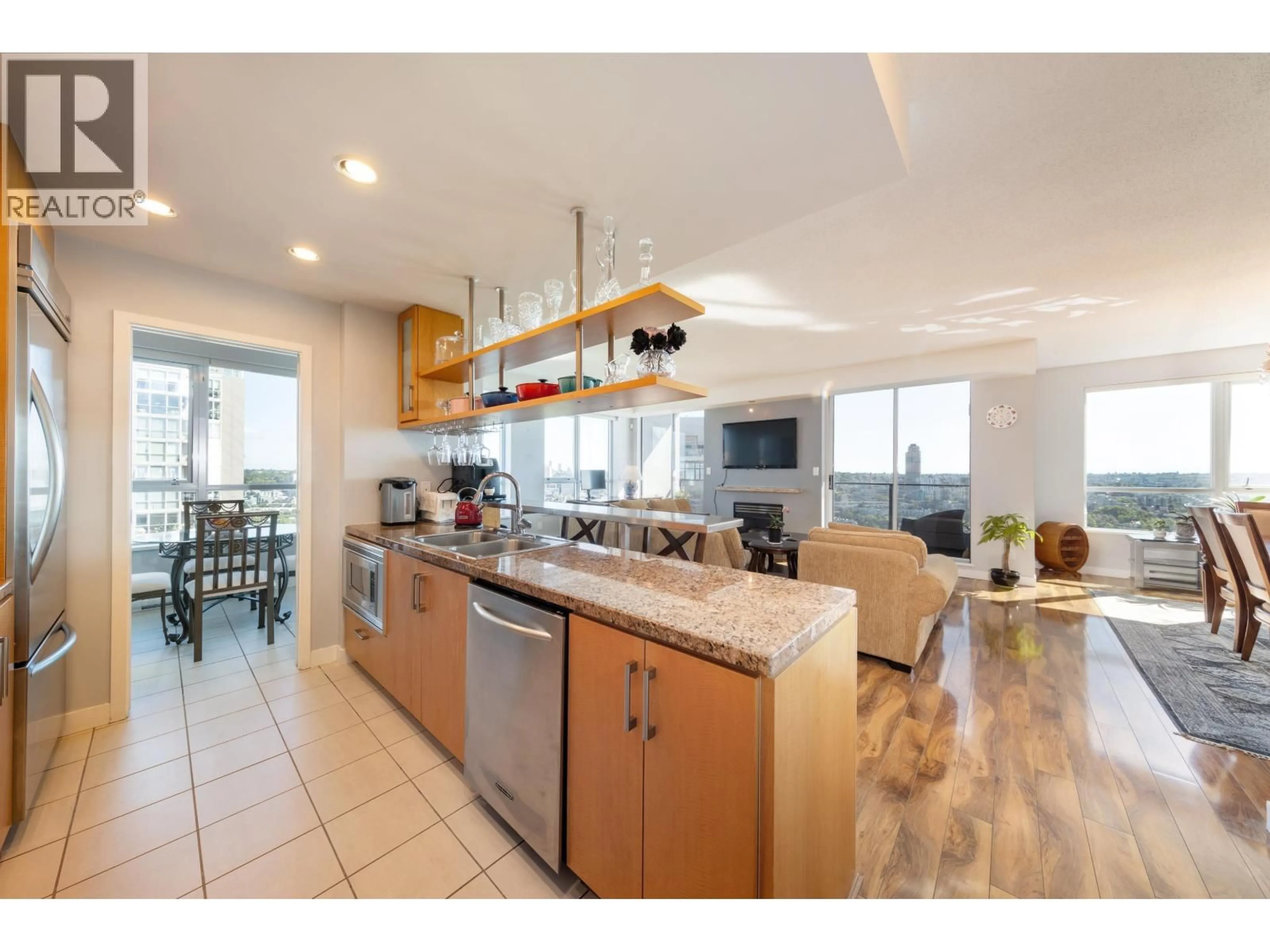Open concept kitchen, ceramic/tile floor for 3601 - 1438 RICHARDS STREET, Vancouver British Columbia V6Z3B8