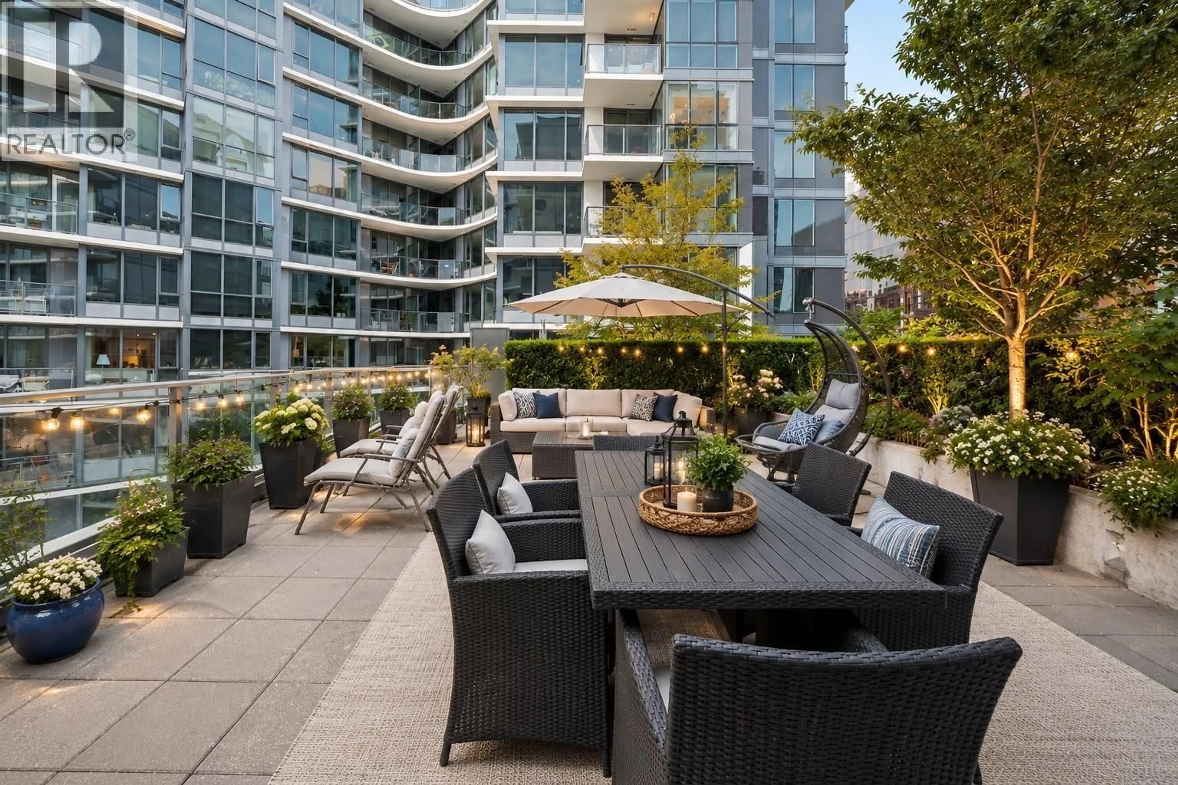 Patio, unknown for 1251 - 38 SMITHE STREET, Vancouver British Columbia V6B0P3