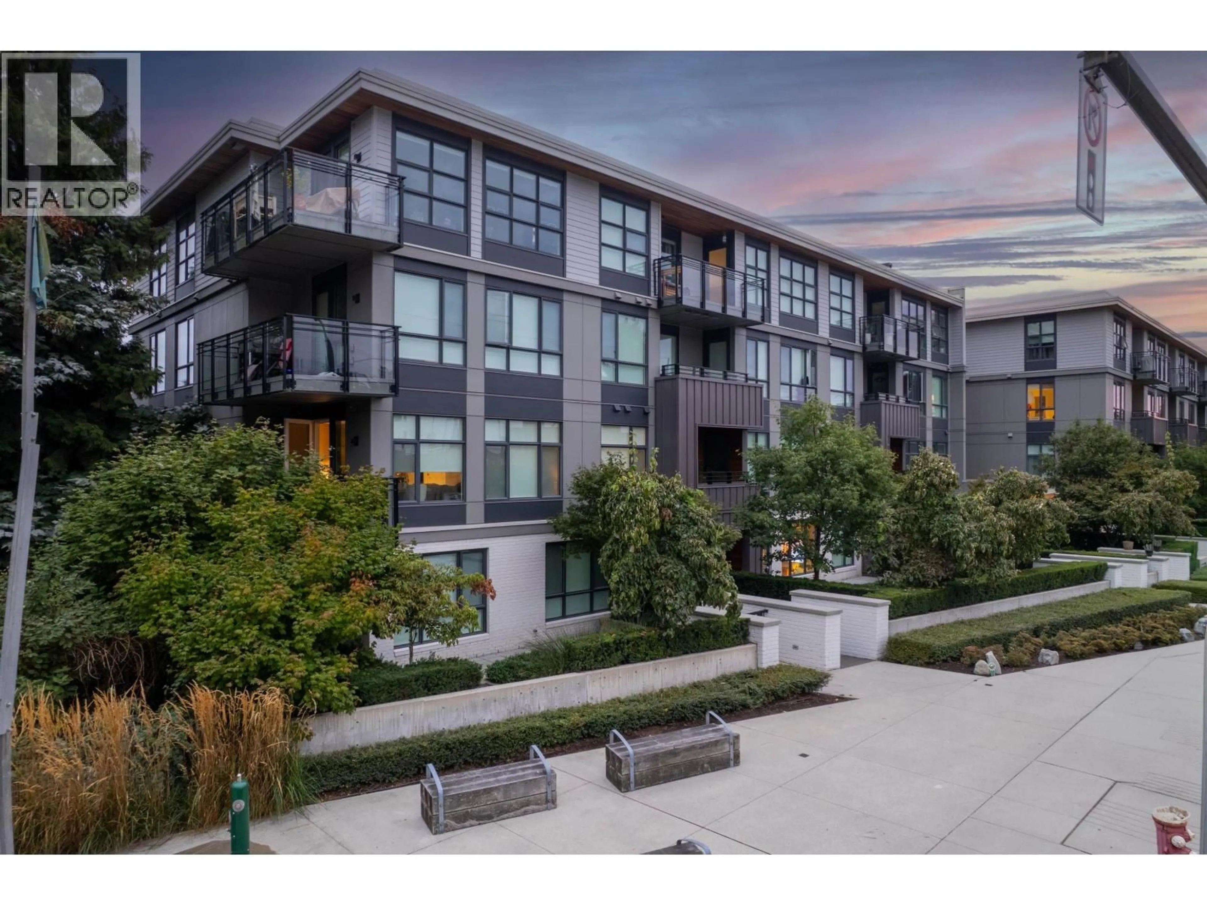 Unknown for 308 - 747 3RD STREET, North Vancouver British Columbia V7L1G8
