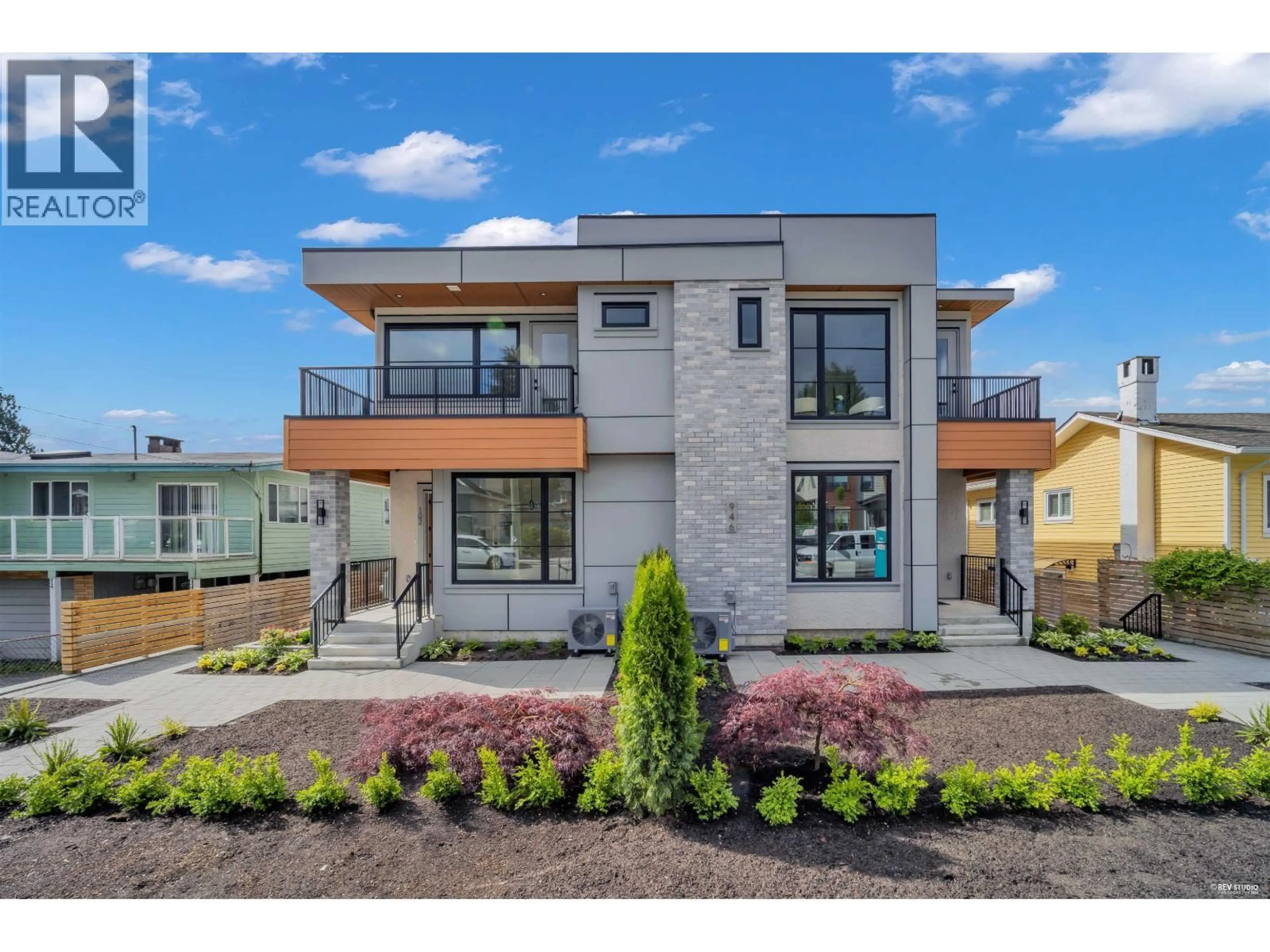 Home with brick exterior material, street for 946 DANSEY AVENUE, Coquitlam British Columbia V3K3G7