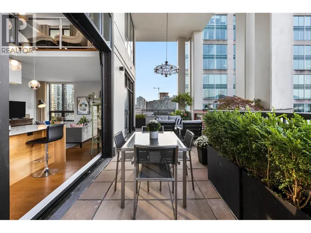 PH701 - 531 BEATTY STREET, Vancouver 4