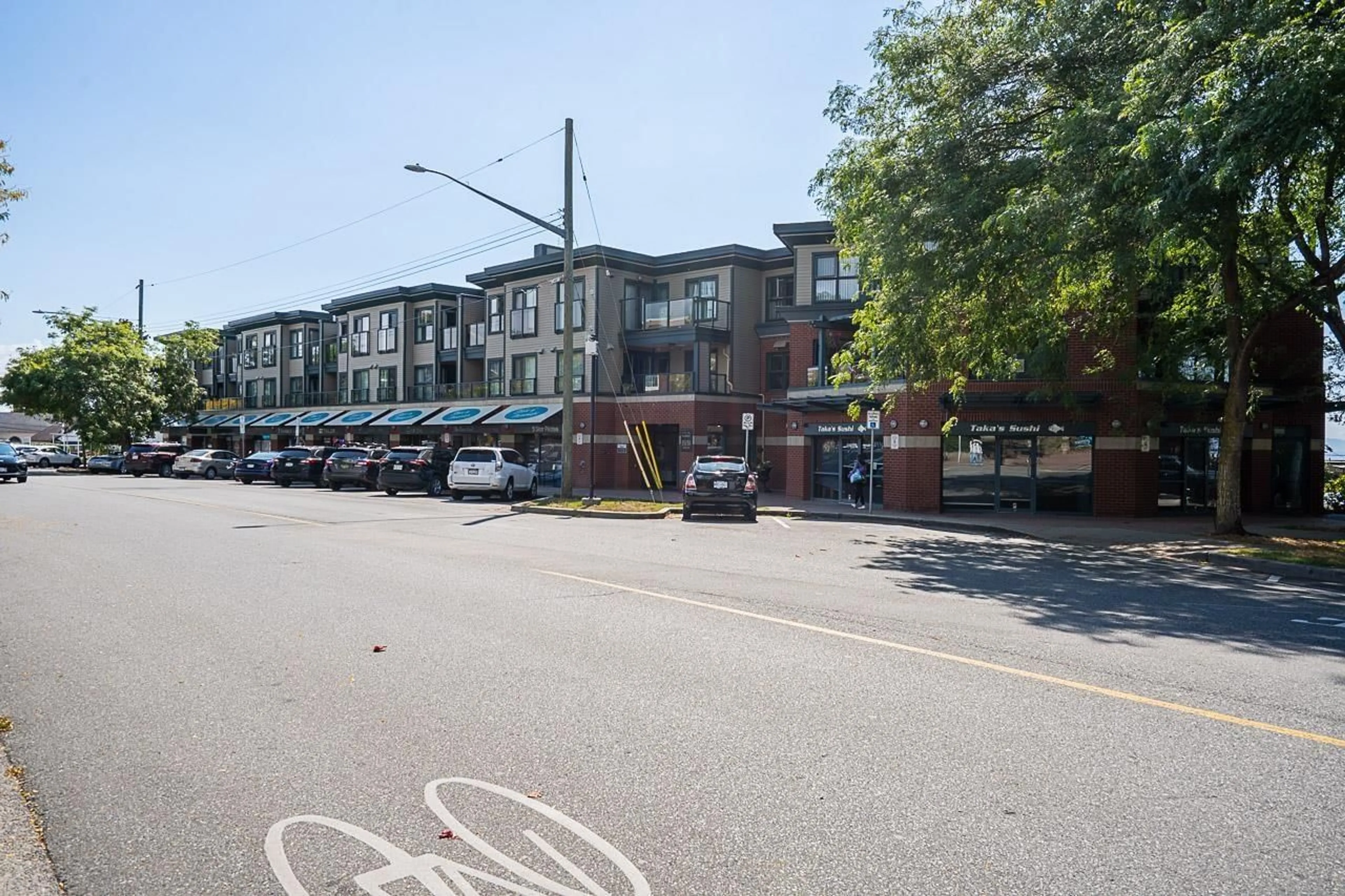 Unknown for 307 - 15210 PACIFIC AVENUE, White Rock British Columbia V4B5L2
