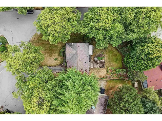 13128 DOONE PLACE, Surrey 4