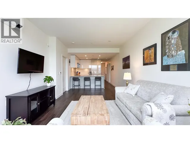 501 - 2446 SHAUGHNESSY STREET, Port Coquitlam 4