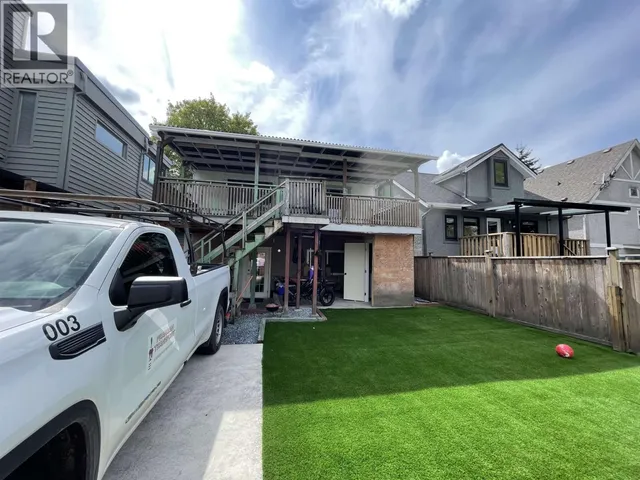 3469 8TH AVENUE, Vancouver 2