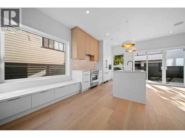 5407 WALES STREET, Vancouver 5
