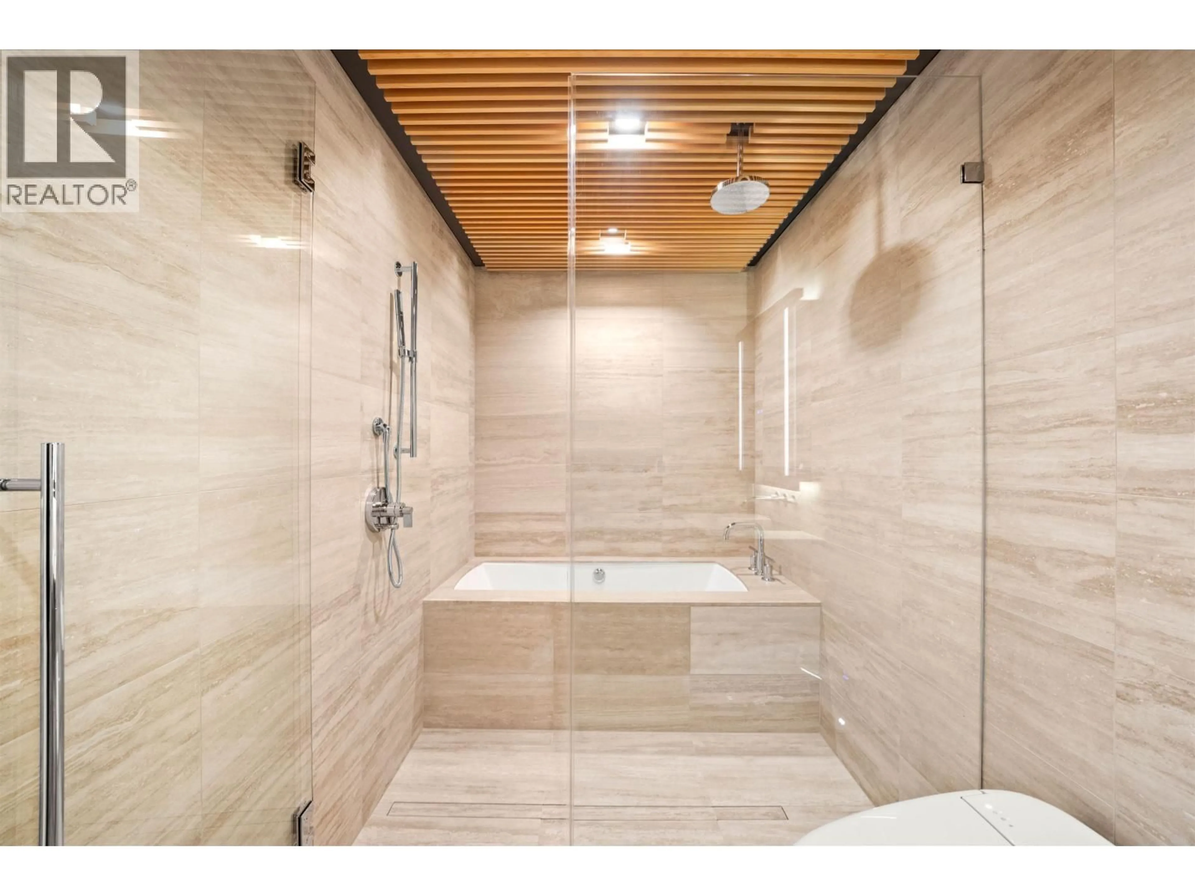 Contemporary bathroom, ceramic/tile floor for 601 - 1568 ALBERNI STREET, Vancouver British Columbia V6G0E3