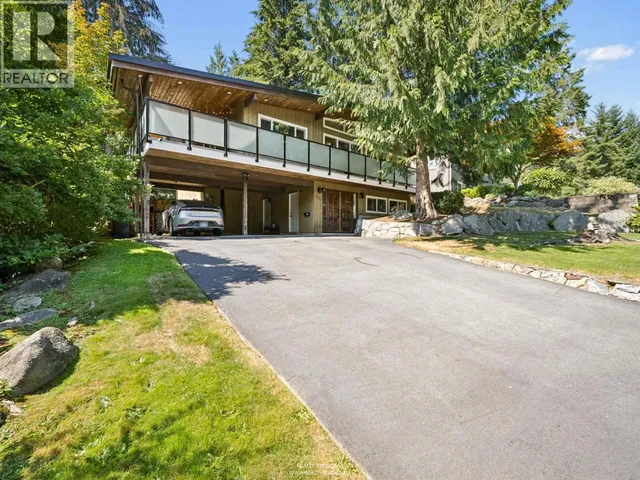 4651 HOSKINS ROAD, North Vancouver 2