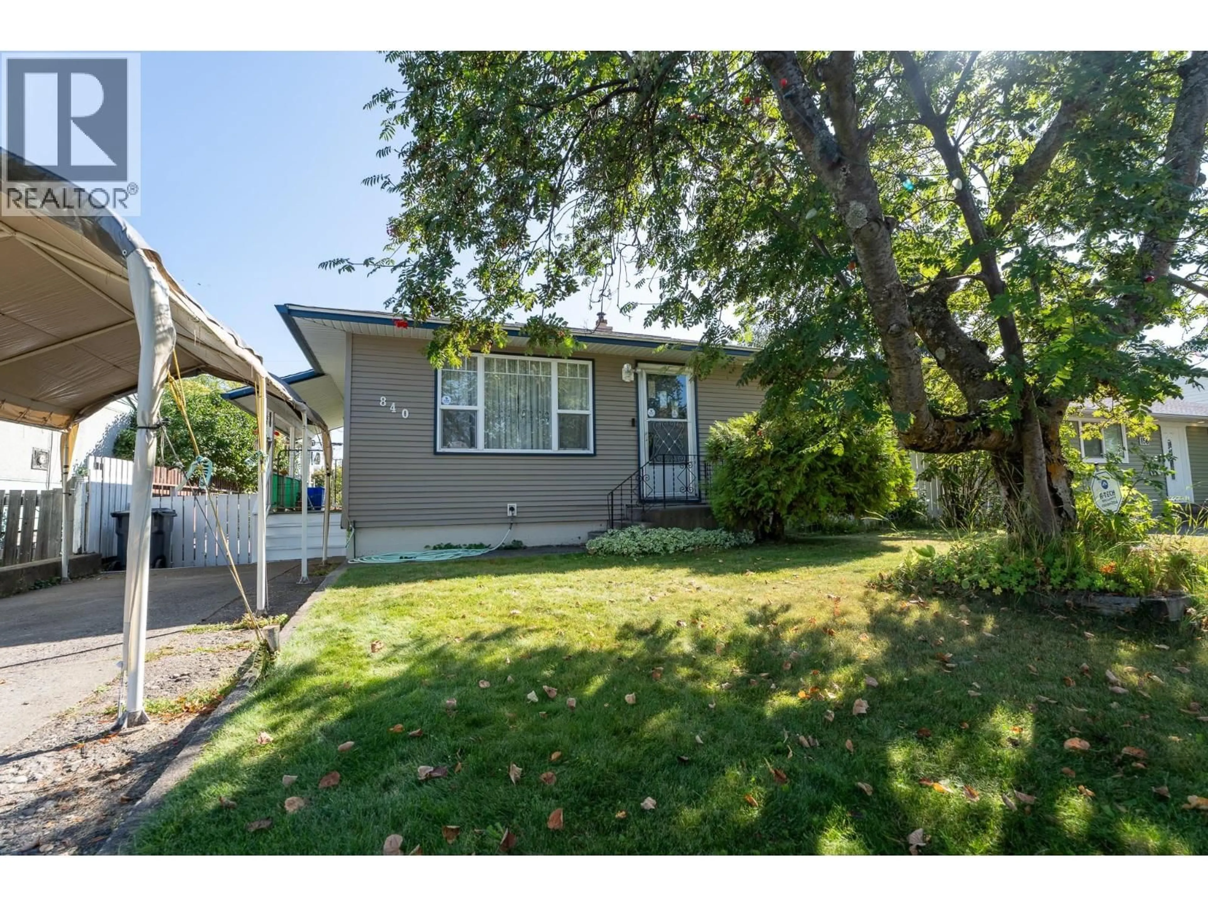 Home with vinyl exterior material, street for 840 HARPER STREET, Prince George British Columbia V2M2W7