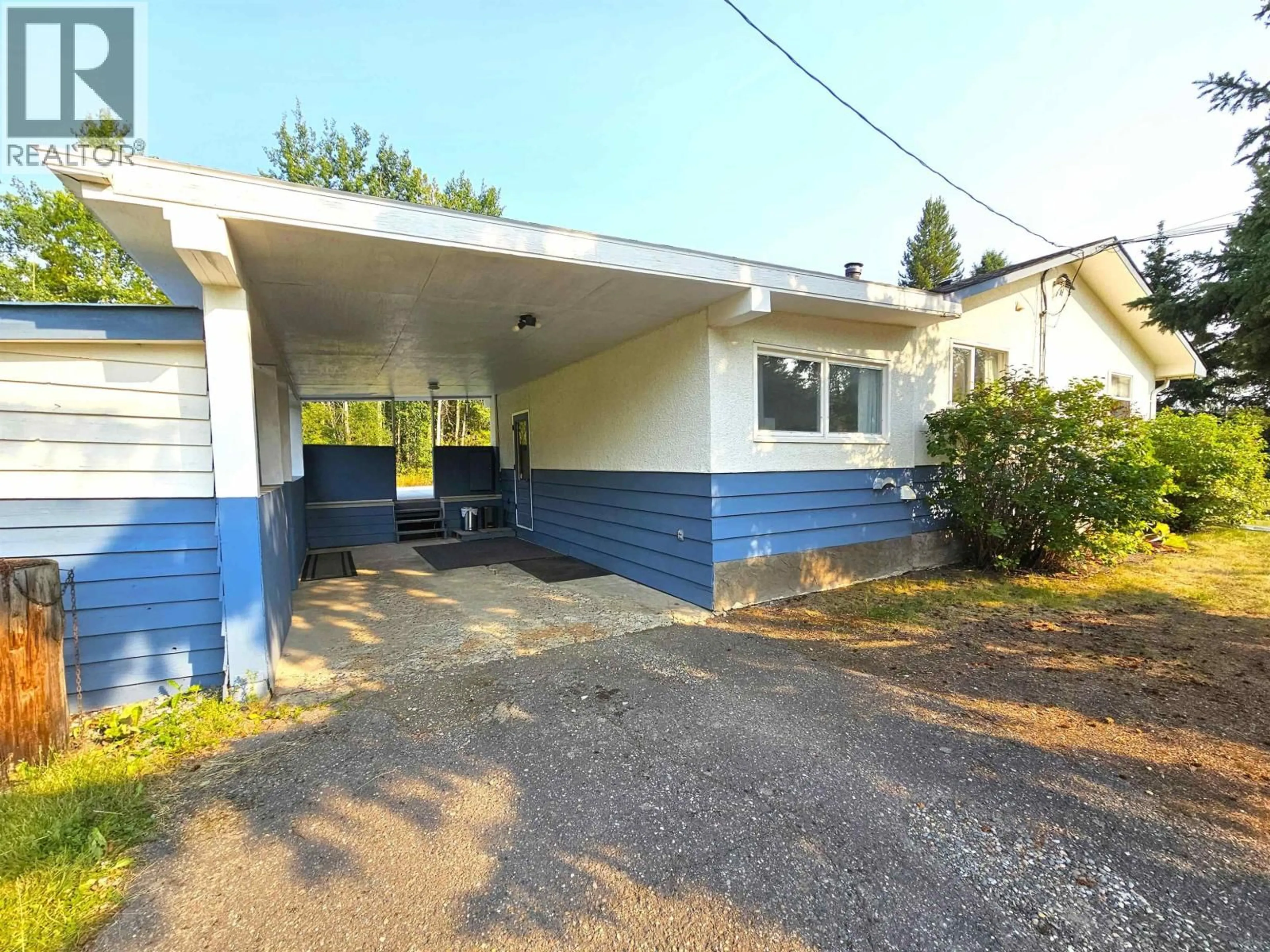 Home with vinyl exterior material, street for 6424 GAUTHIER ROAD, Prince George British Columbia V2N5M6