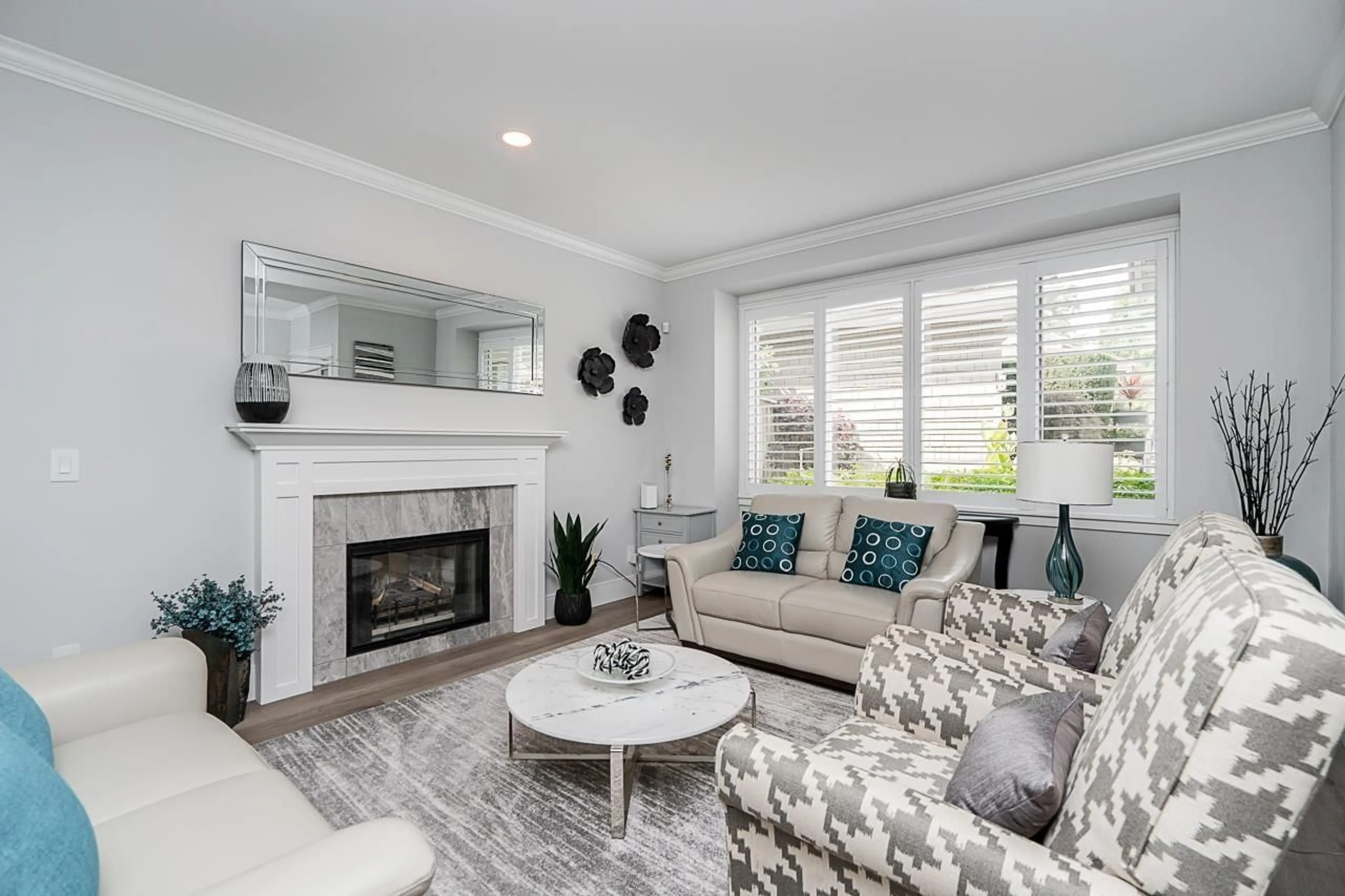 Living room with furniture, unknown for 55 - 3355 MORGAN CREEK WAY, Surrey British Columbia V3S0J9