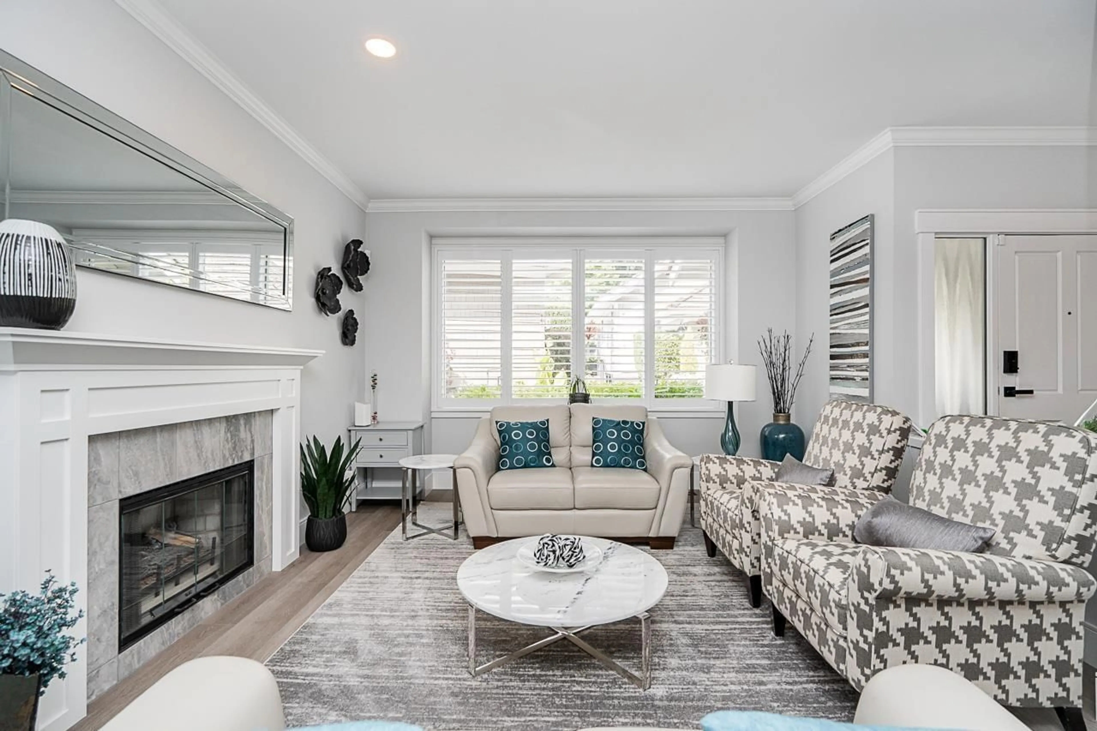 Living room with furniture, unknown for 55 - 3355 MORGAN CREEK WAY, Surrey British Columbia V3S0J9