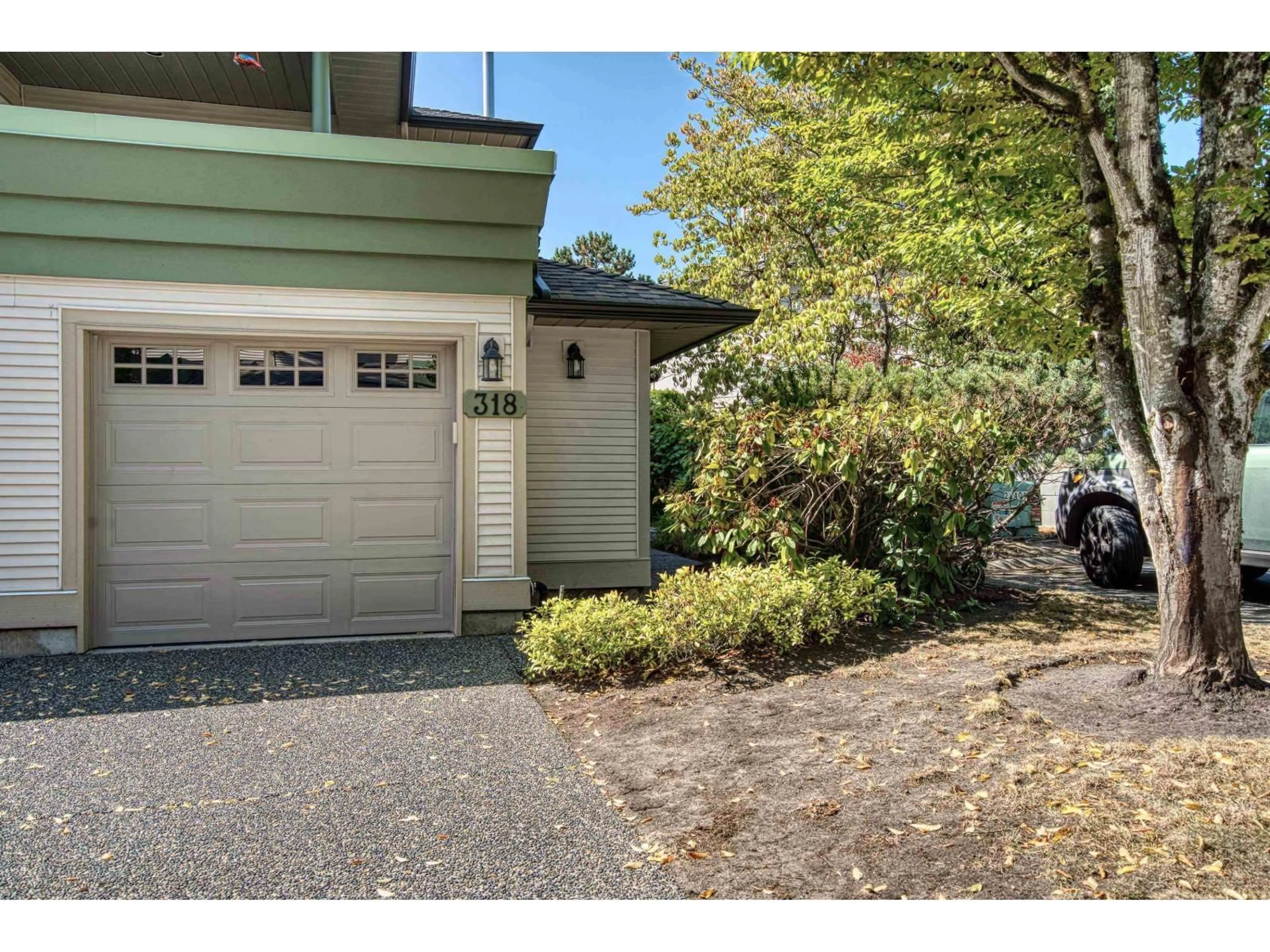 Unknown for 318 - 13888 70 AVENUE, Surrey British Columbia V3W0R8