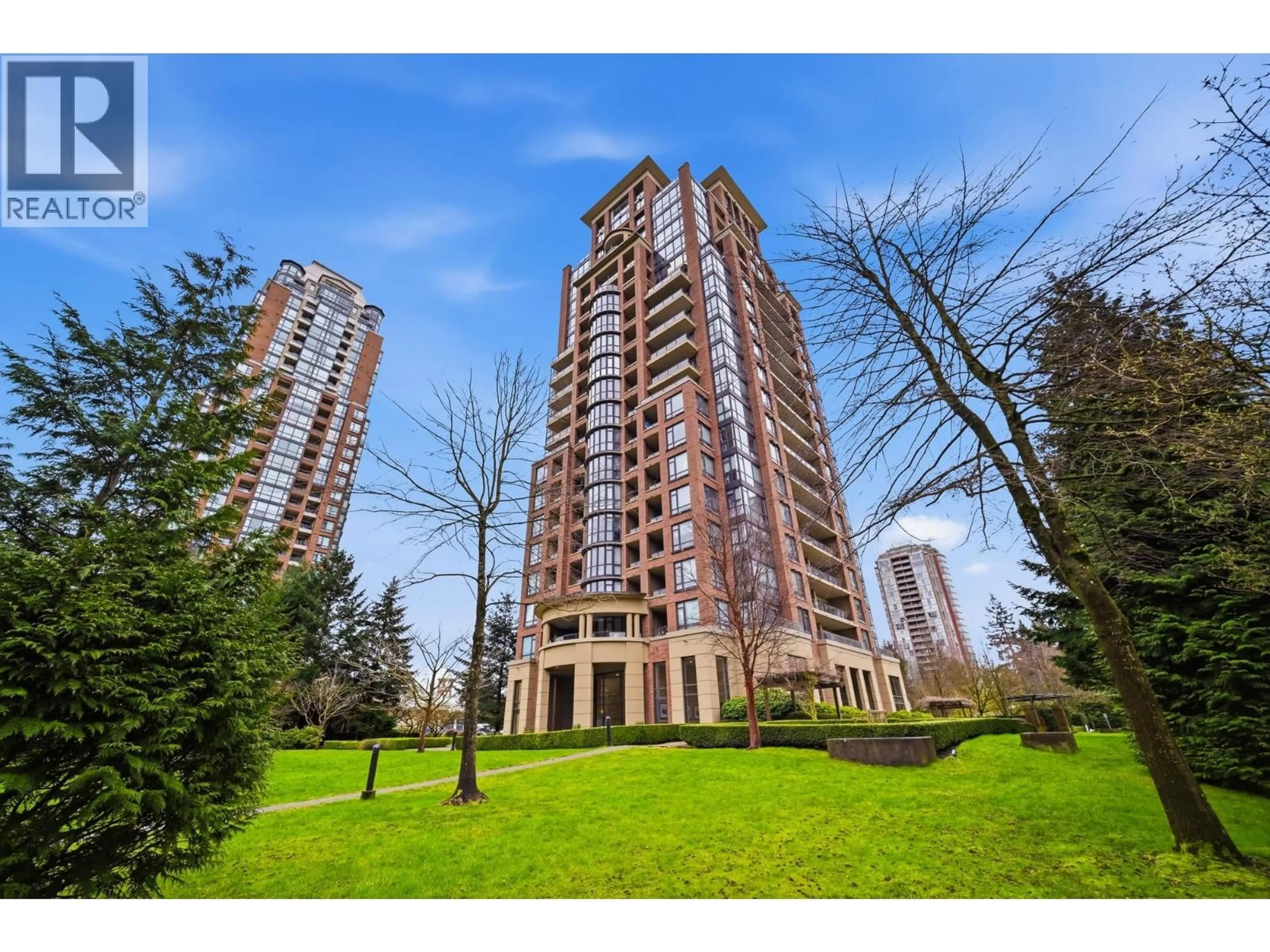 Unknown for 1801 - 6833 STATION HILL DRIVE, Burnaby British Columbia V3N5E1