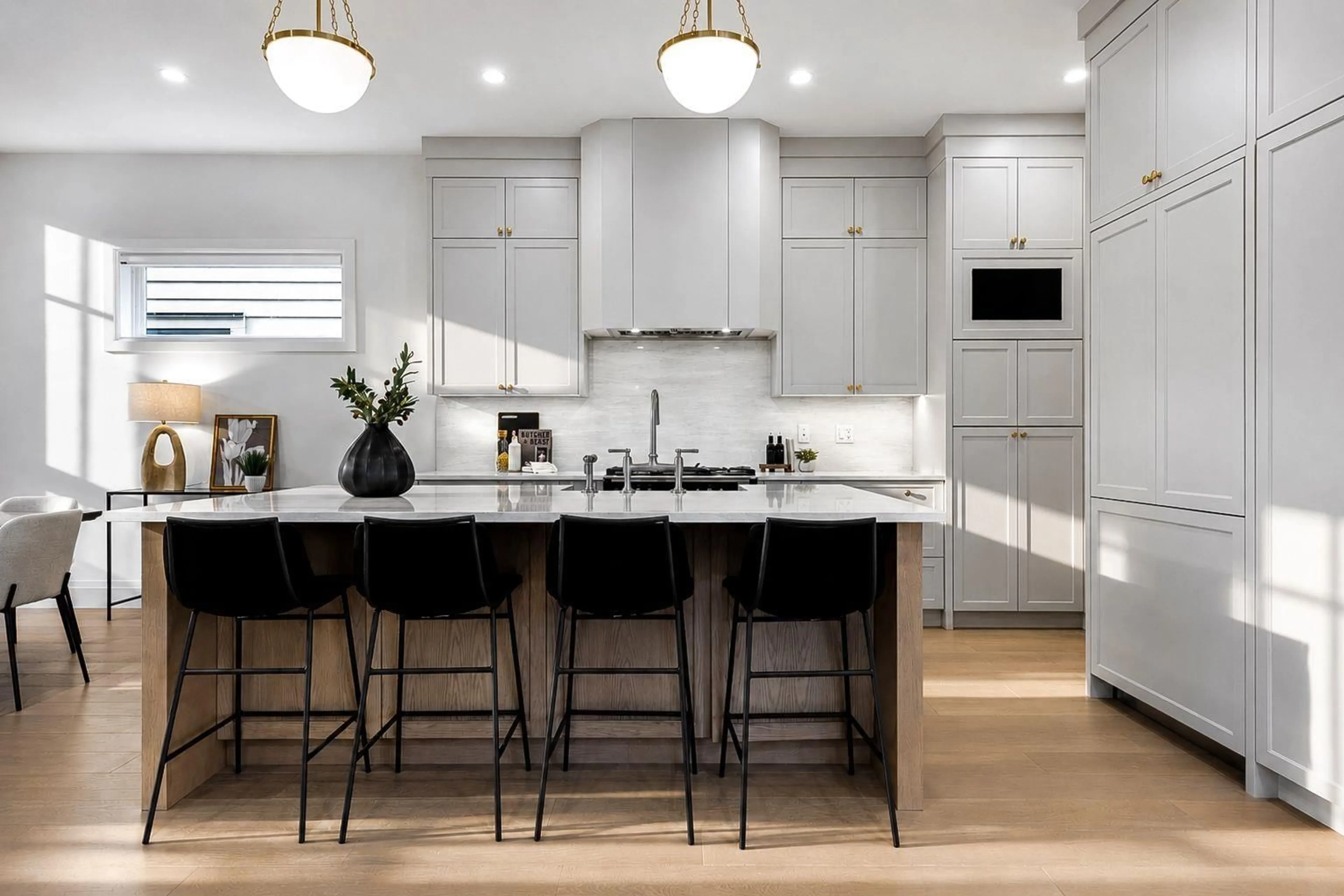 Contemporary kitchen, unknown for 1495 168 STREET, Surrey British Columbia V3S9M4