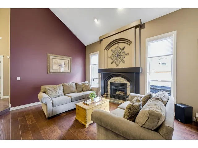 9117 207B STREET, Langley 4