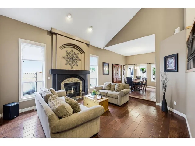 9117 207B STREET, Langley 5