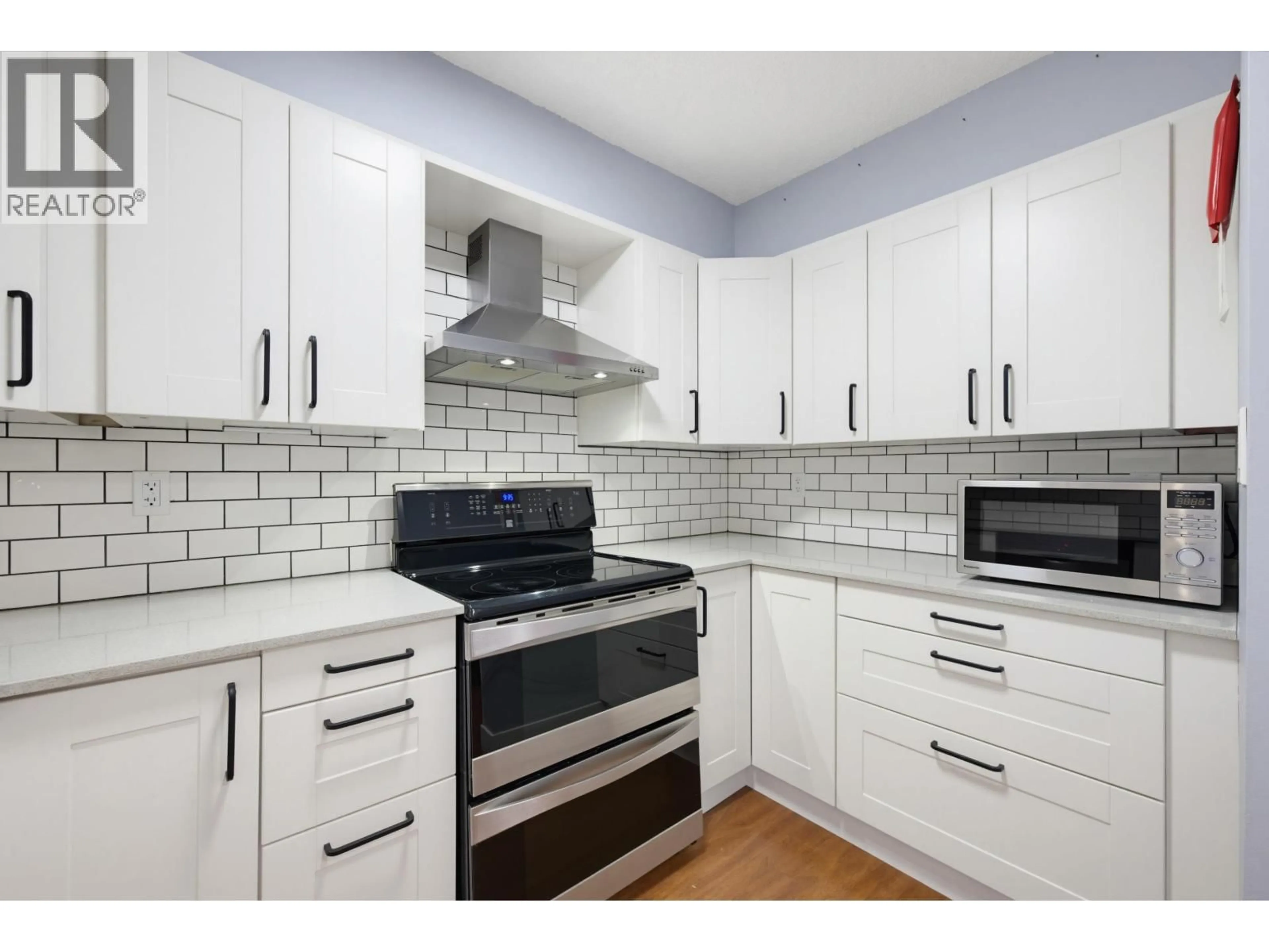 Standard kitchen, ceramic/tile floor for 4716 48B STREET, Ladner British Columbia V4K2S2