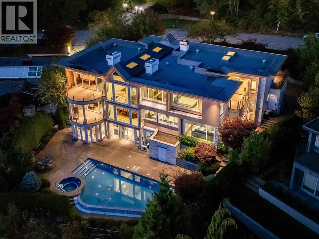 1562 PINECREST DRIVE, West Vancouver 2