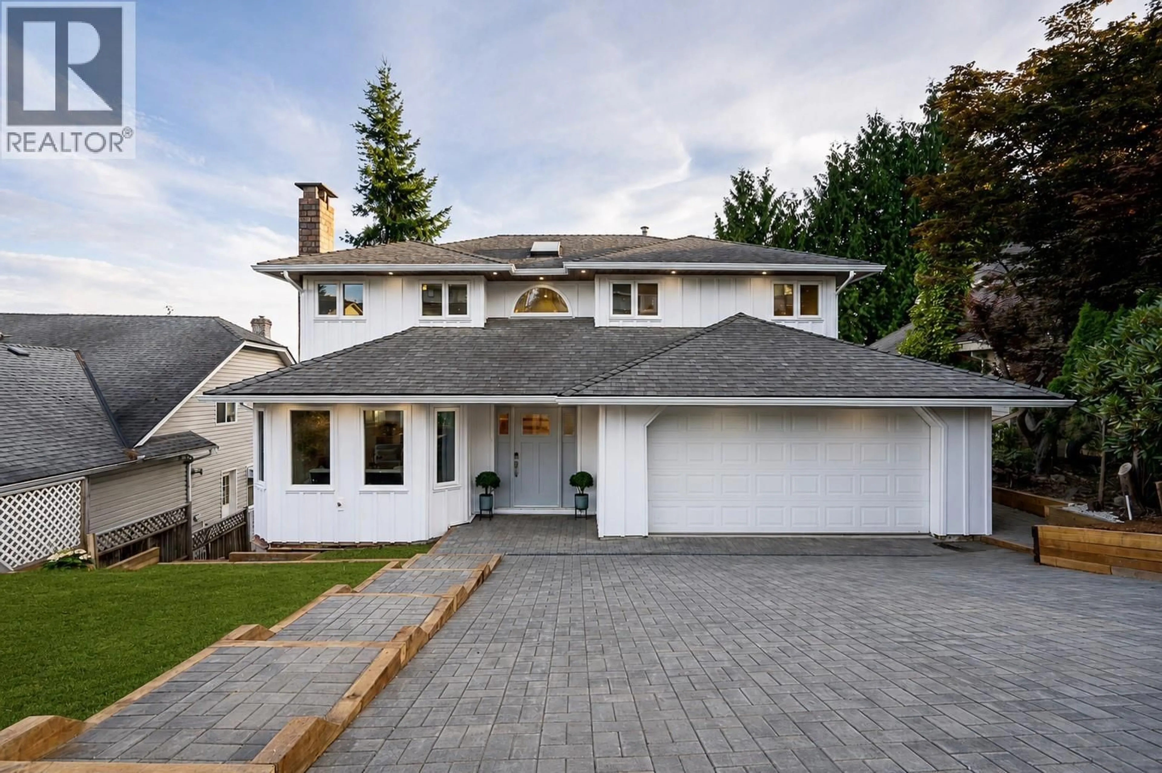 Home with vinyl exterior material, street for 2824 NASH DRIVE, Coquitlam British Columbia V3B6V5